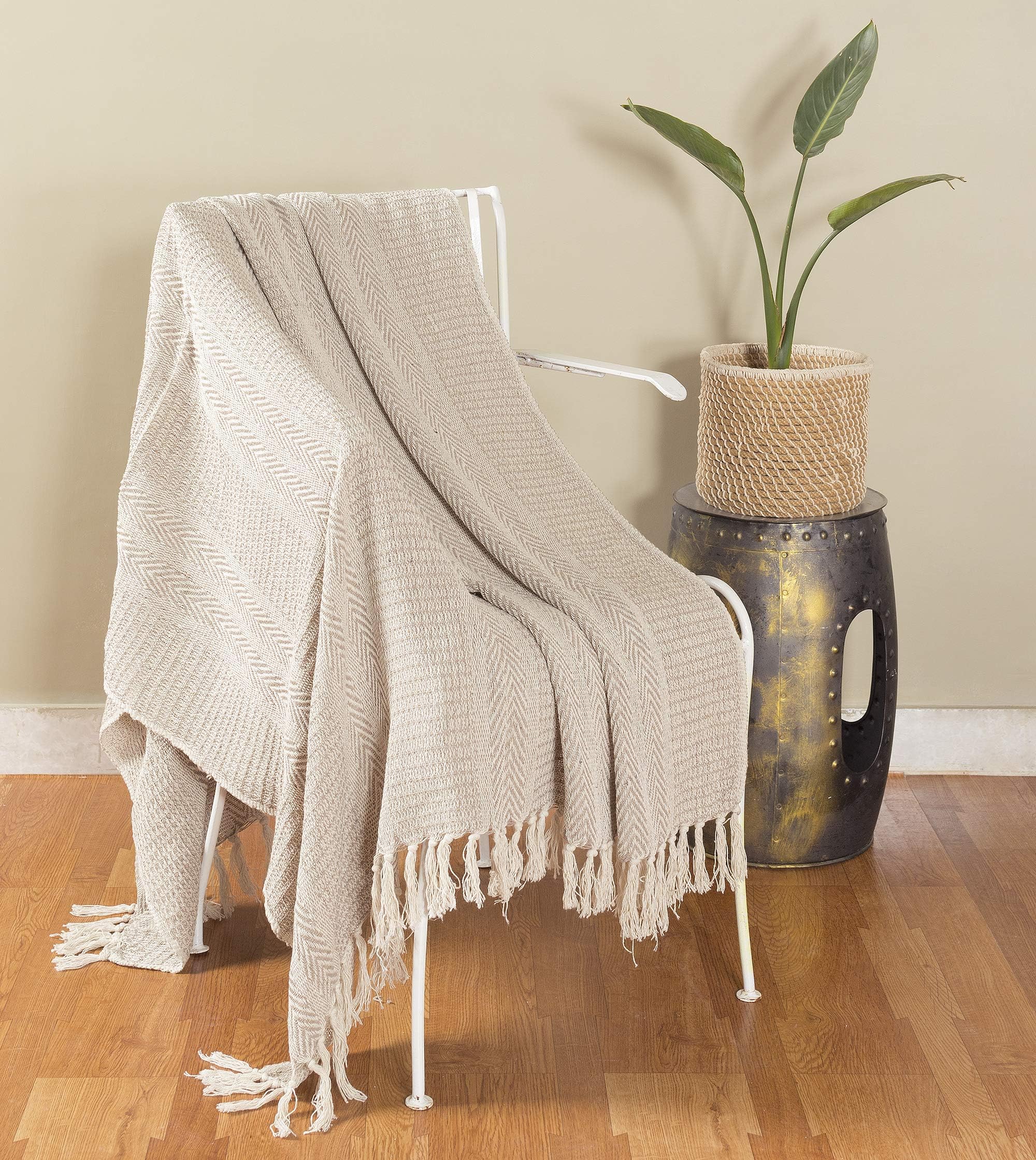 Ravaiyaa - Attitude is everything Cotton Soft Blanket Hand Knitted Winter Warm Comforter Throw AC Blanket Sofa Couch Throw Blanket (Beige Chevron Stripe)