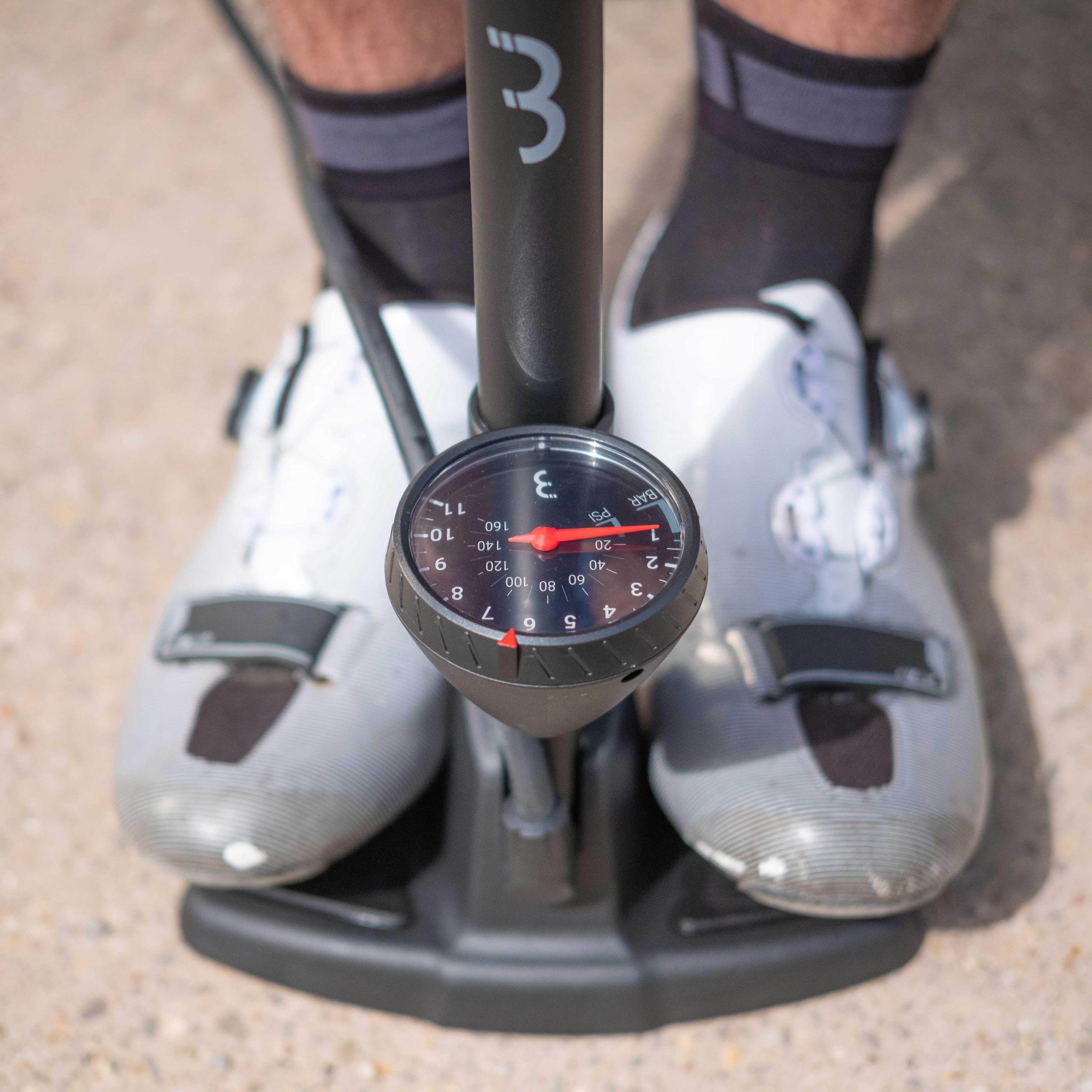 Pompe A Velo A Pied BBB Cycling AirSteel Pompe à Pied Pour Vélo Avec Manomètre | Avec DualHead 3.0 Pour Valves Presta, Dunlop Et Schrader Adulte Mixte, Jaune, Taille Unique Nanomètre Velo Pompe A Velo A Pied BBB Cycling AirSteel Pompe à Pied Pour Vélo Avec Manomètre | Avec DualHead 3.0 Pour Valves Presta, Dunlop Et Schrader Adulte Mixte, Jaune, Taille Unique Nanomètre Velo