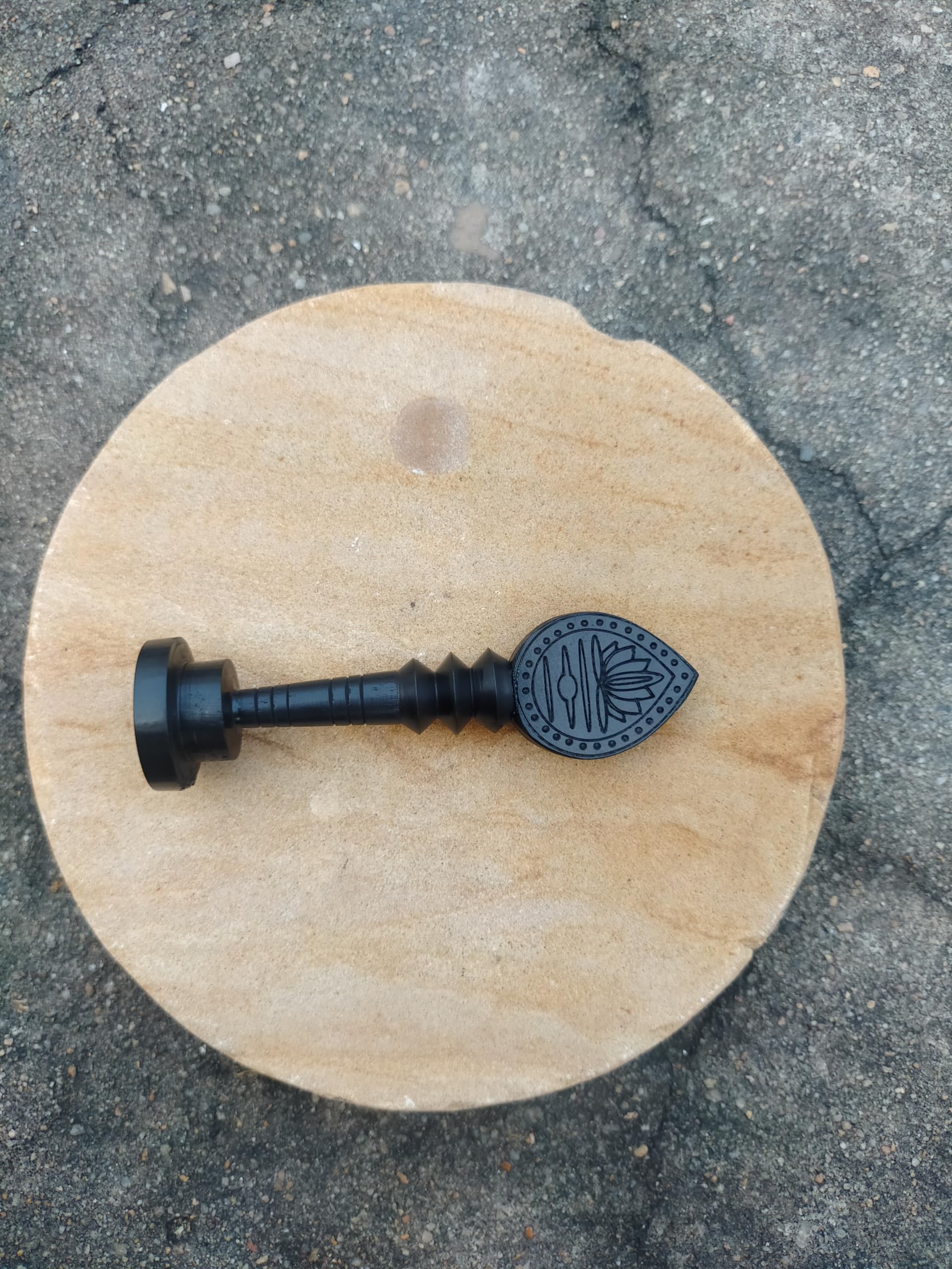 KC PRODUCTS® Karungali Vel 3 Inch With Stand - Murugan Vel Lord Karthikeya Ebony Wood for Pooja, Car Dashboard, Home Decor 3