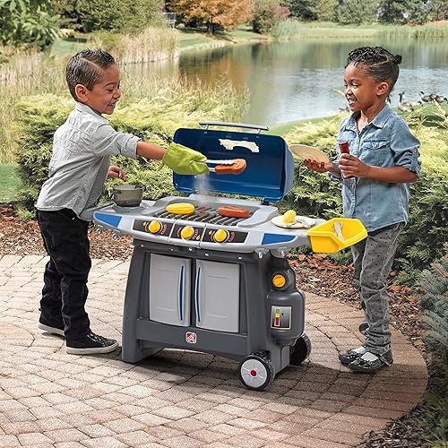 Miniatura 3 de Step2 Sizzle & Smoke BBQ Grill Kids Playset, cocina para interiores y exteriores, juego interactivo con sonidos, hecho de plástico duradero, incluye