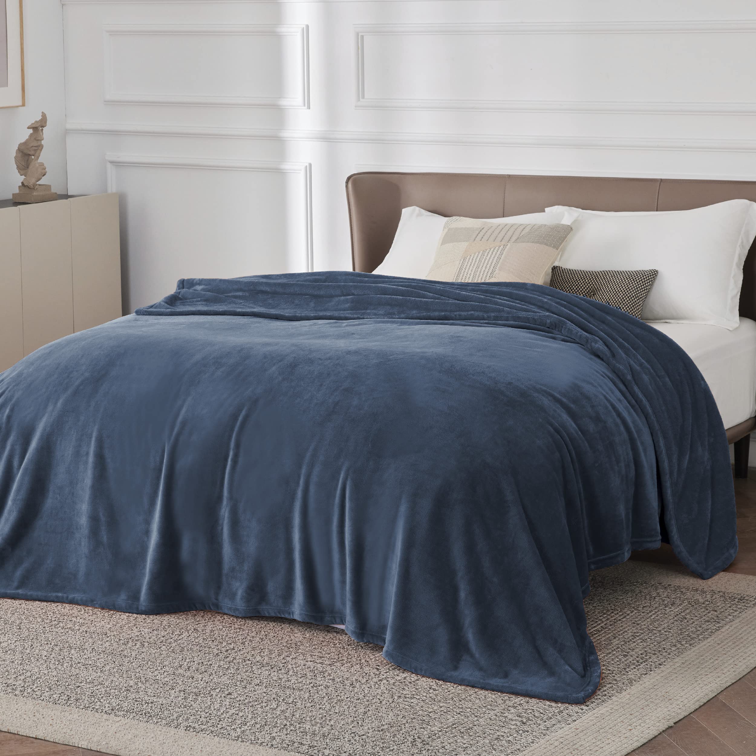 Bedsure Fleece Blanket for Bed - Soft Cosy Fluffy Throw Blankets, Warm Large Throws for Audlts Mineral Blue, 220x240 cm