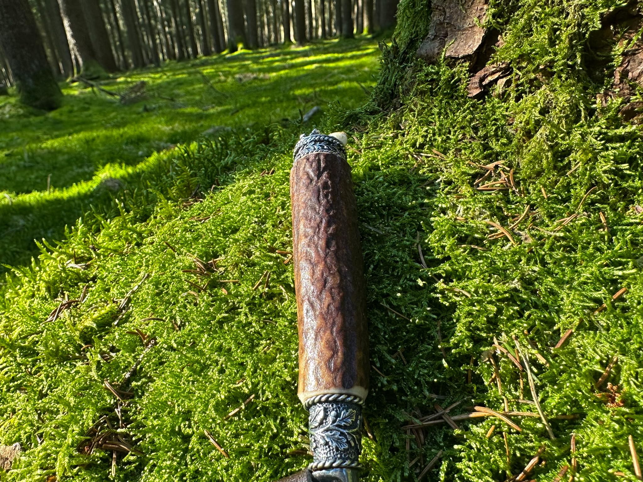Almbock Trachtenmesser und Hirschhorn-Flaschenöffner - Jagdmesser mit Gamskrucke, REH-Krone oder Hirschhorn-Griff mit Bayernwappen, Grandl oder Wildschein-Kappe