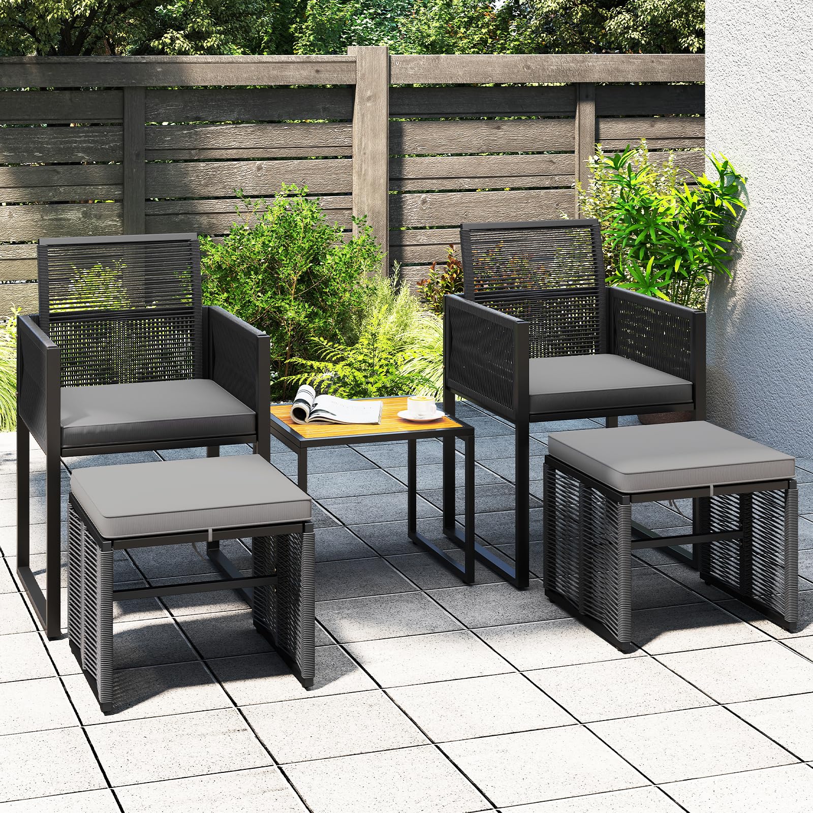 COSTWAY 5 Pezzi Set da Esterno in Rattan PE con Cuscini | Set Mobili da Giardino con Sedie Poggiapiedi e Tavolino da Caffè, Poltrone Lounge Salvaspazio per Balcone, Piscina e Cortile