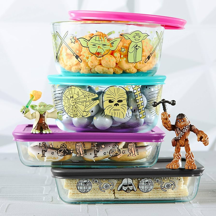 Star Wars Pyrex 8ピース保存容器セット(日本未発売&未使用品) Star Wars Pyrex 8ピース保存容器セット(日本未発売&未使用品