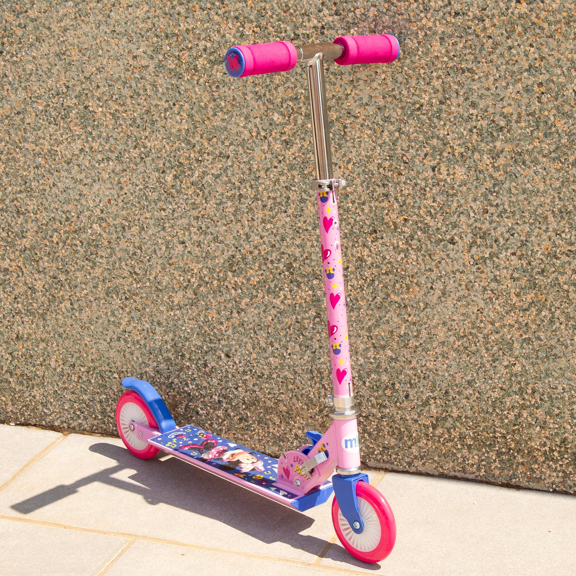 Trottinette Minnie 2 Roues – Pliable – Guidon Réglable 74-80 Cm – Frein à Pédale – Poids Max 50 Kg