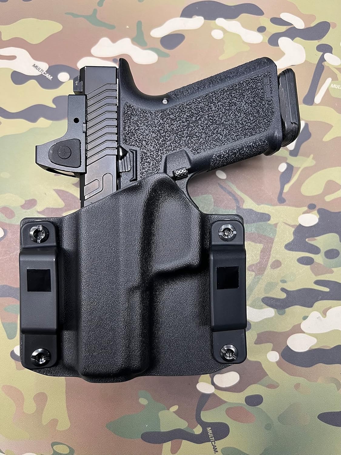 Black Kydex Holster Compatible with Glock 19 p80 (Polymer 80)