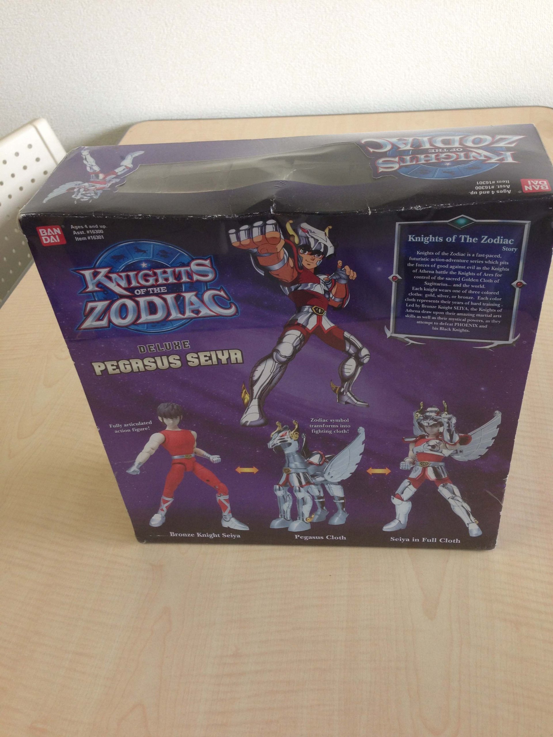 当時物・聖闘士星矢　フィギュア 3体 Knights of the Zodiac Amazon.co.jp: KNIGHTS OF THE ZODIAC DELUXE PEGASUS SEIYA ナイツ