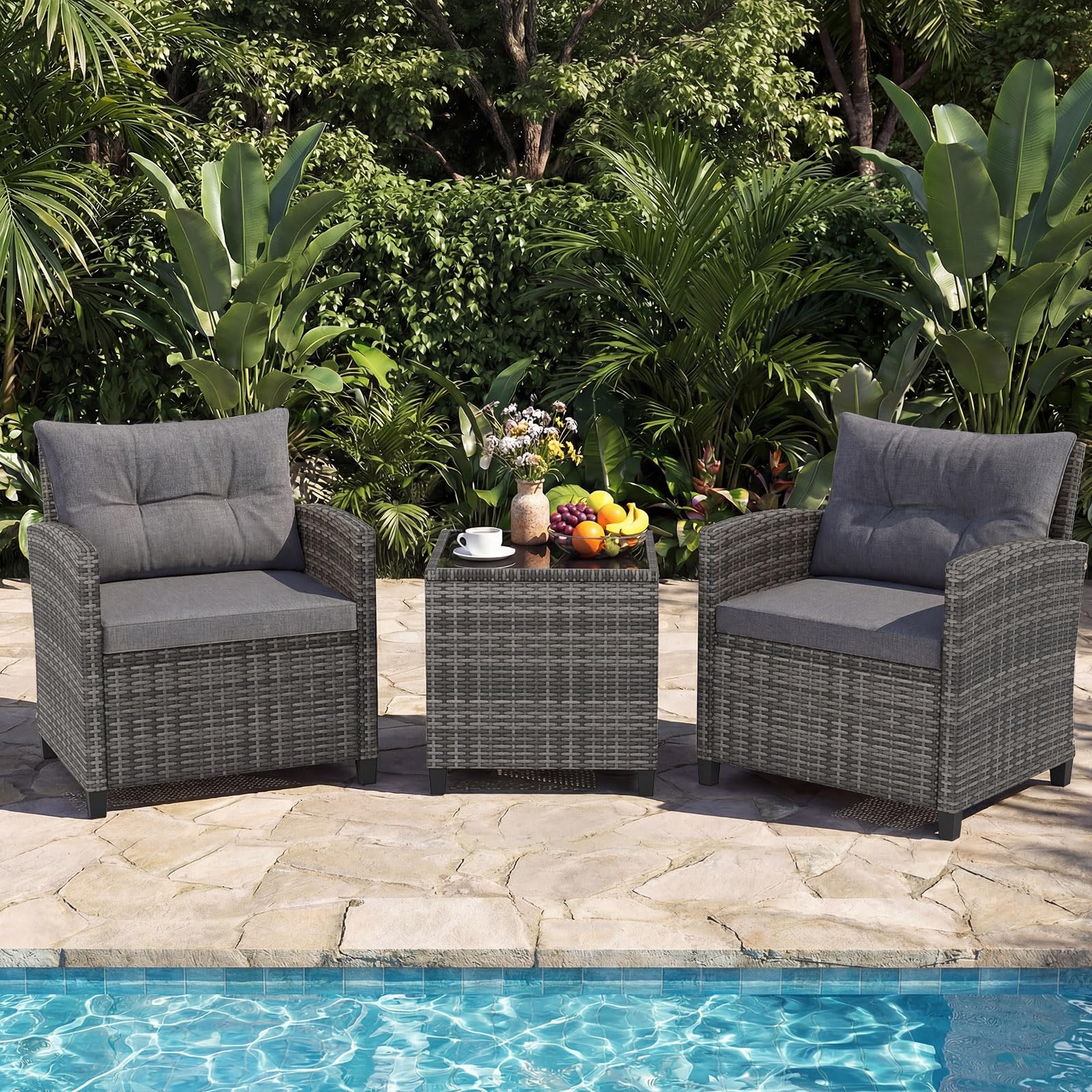 GIANTEX Set Mobili da Giardino in PE Rattan, Set di Conversazione con 2 Poltrone con Cuscini Morbidi, 1 Tavolino con Piano del Tavolo in Vetro Temperato (Grigio)