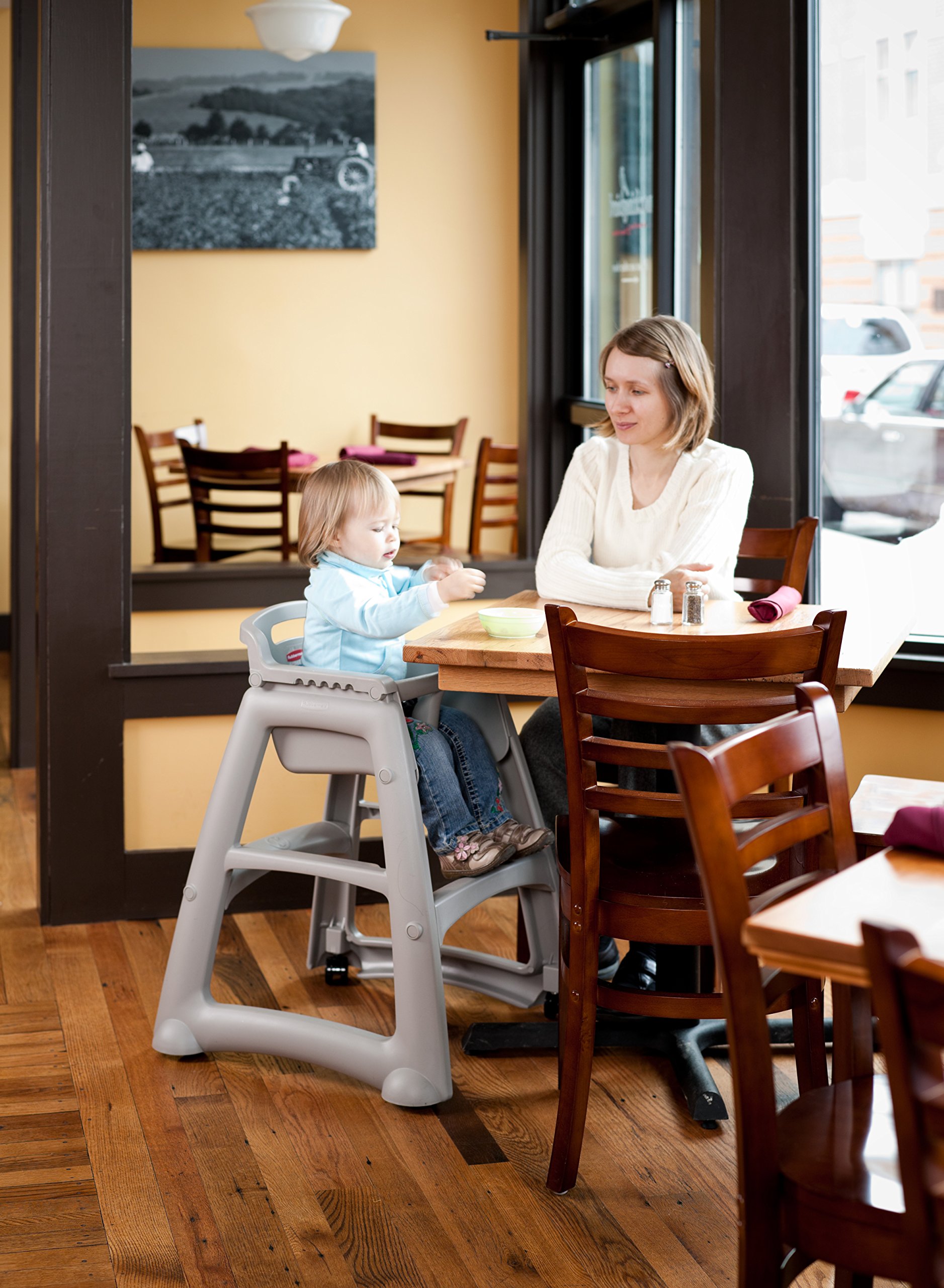 rubbermaid キッズチェア　アメリカン　McDonald ラバーメイド Rubbermaid Commercial Products Sturdy High-Chair, 33lb Capacity