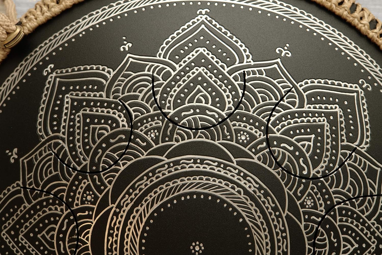 GUDA DRUM Freezbee Black with Ice Flower design, FREE Rope Decoration and Travel Bag
