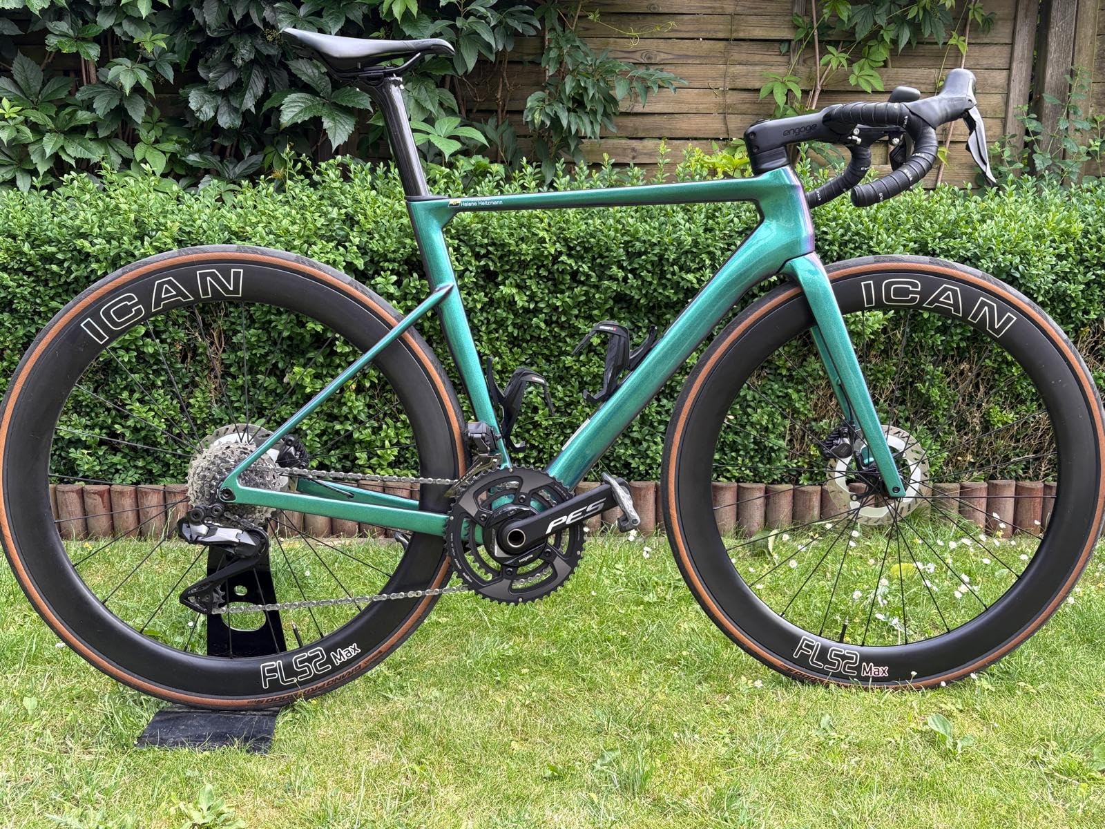 ICAN FL52 MaxCarbon Disc Rennrad-Radsatz 700C mit 36T Ratschensystem, Nabe 21 mm Innenbreite, Drahtreifen, schlauchlos kompatibel (Sh-HG Freilauf) Sport & Freizeit