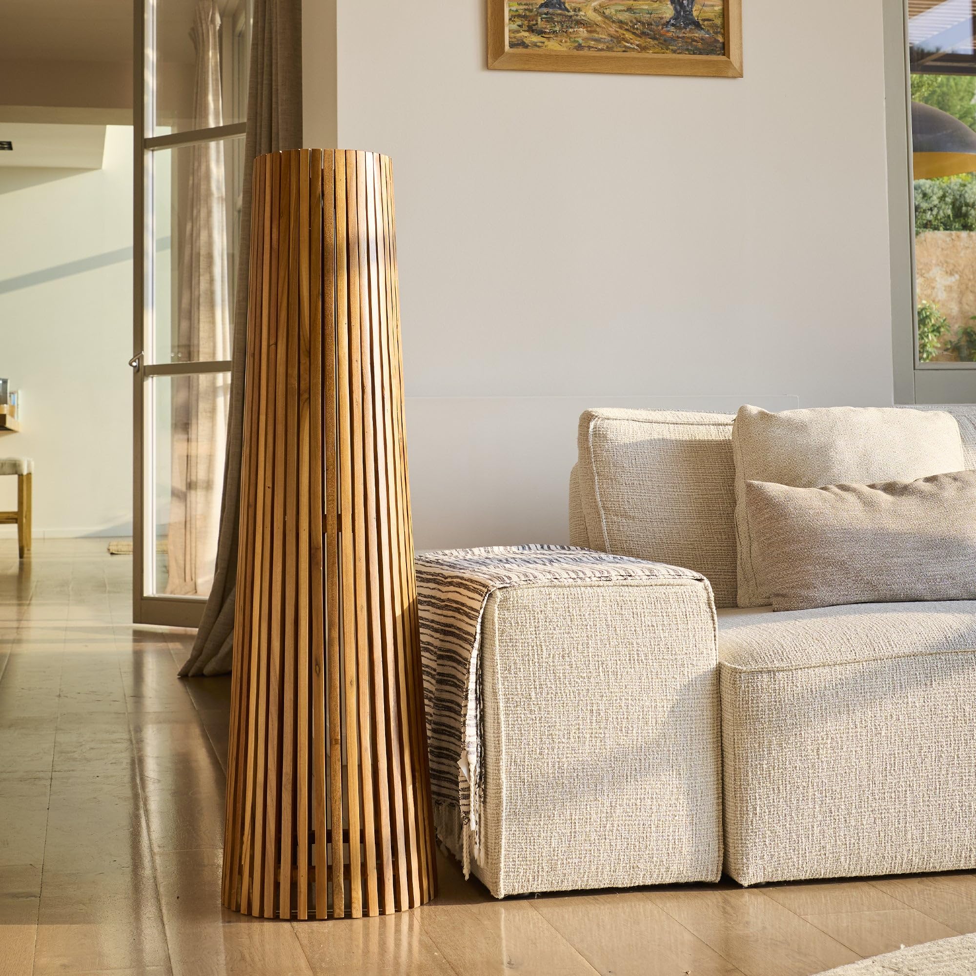 Lumisky - Lámpara de pie solar para exteriores tecka tall de madera teca con módulo LED blanco cálido y mando a distancia (120 cm)