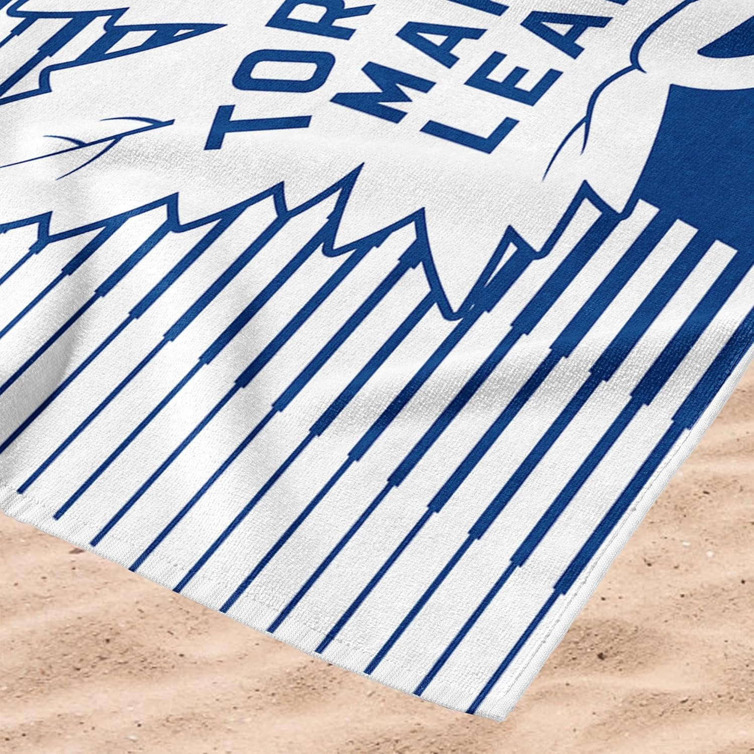 Northwest Toronto Maple Leafs NHL Progression Jacquard Beach Towel 36 x 72 Inches - Image 5