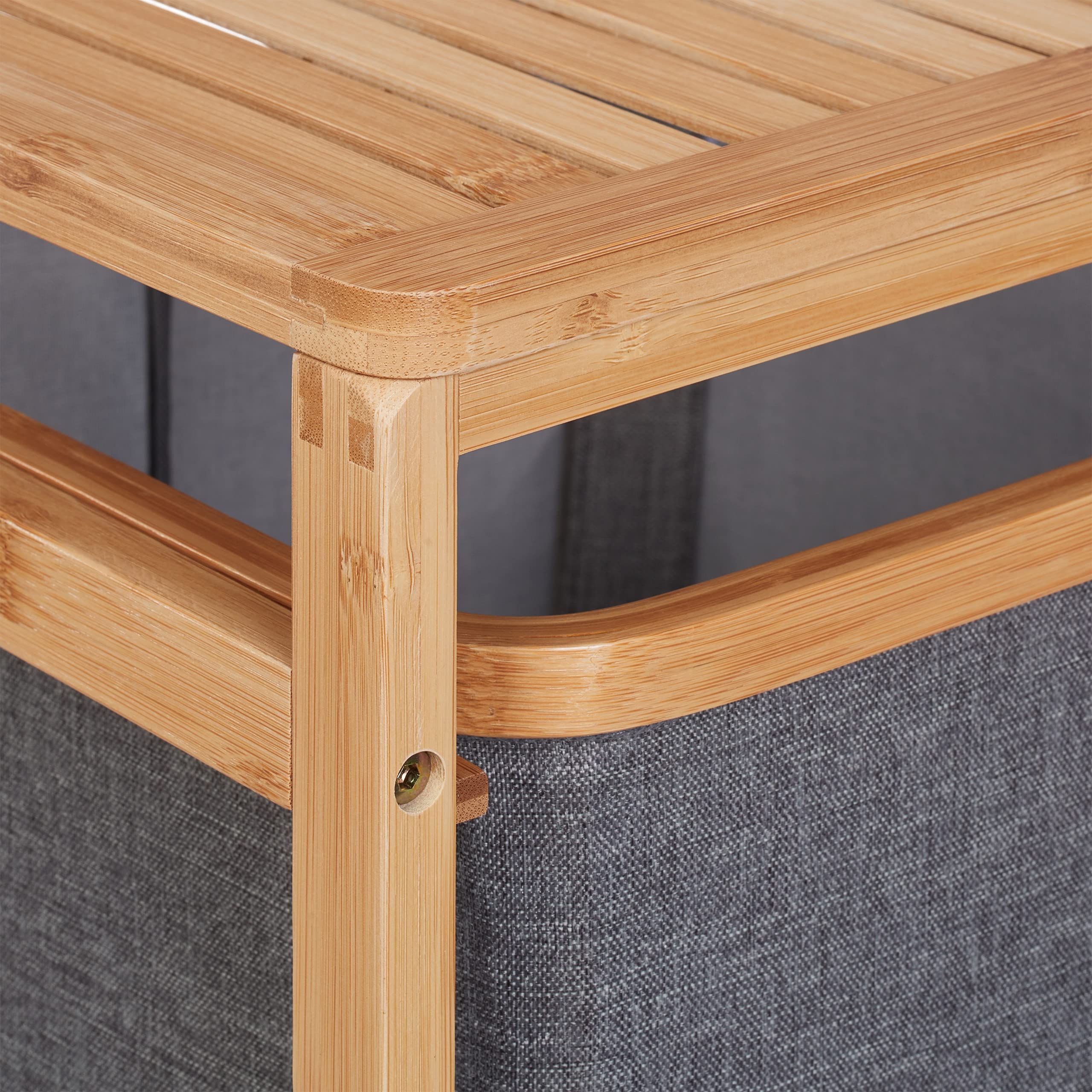 Relaxdays Kosz na pranie, bambus, 3 półki, wys. x gł.: 70 x 50 x 30,5 cm, regał łazienkowy z koszem na pranie, kolor naturalny/szary