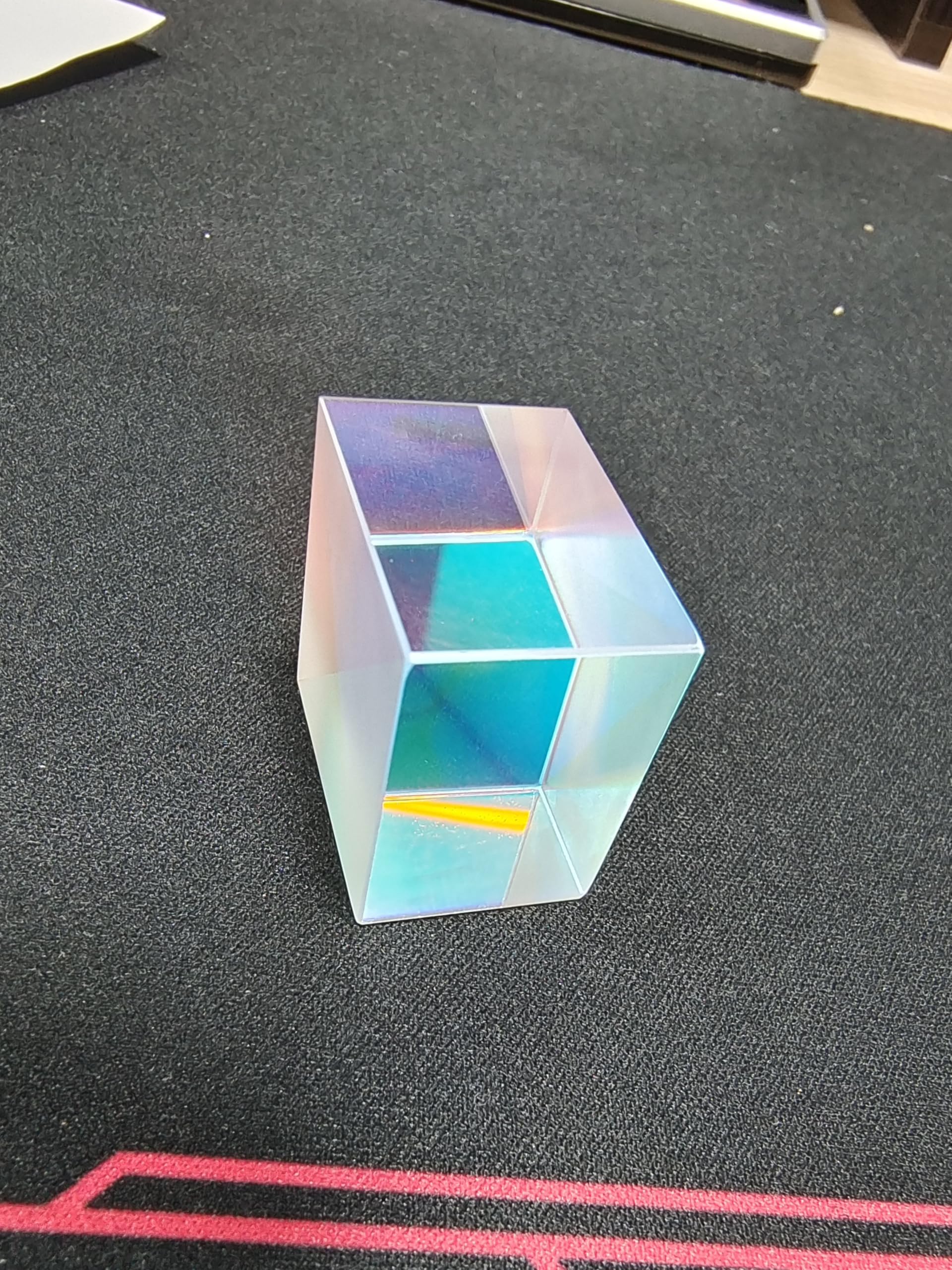 1Pc prisma dicroico cubo di vetro (26mmx26mmx28mm)