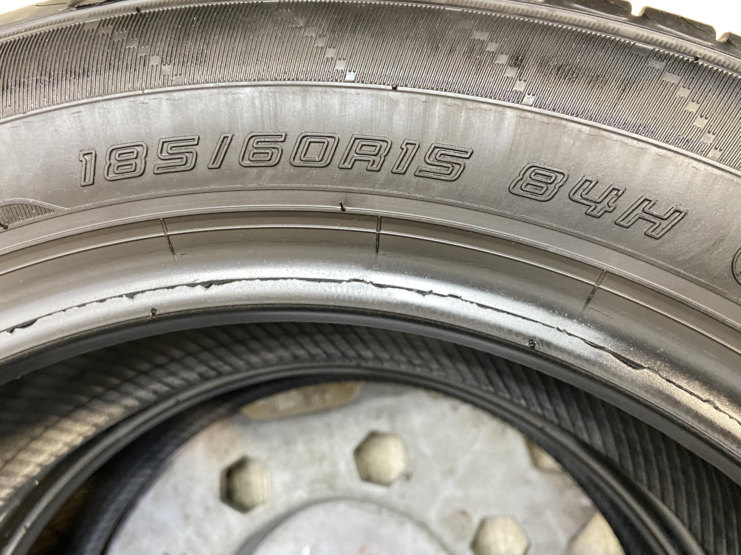 Amazon.co.jp: 【中古タイヤ】DL エナセーブ EC204 185/60R15 2本