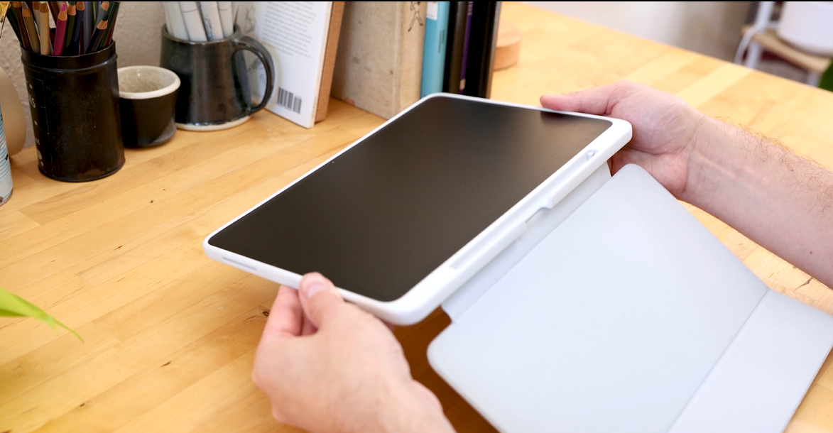 Amazon.com: Wacom MovinkPad 11 Protective Case and Stand