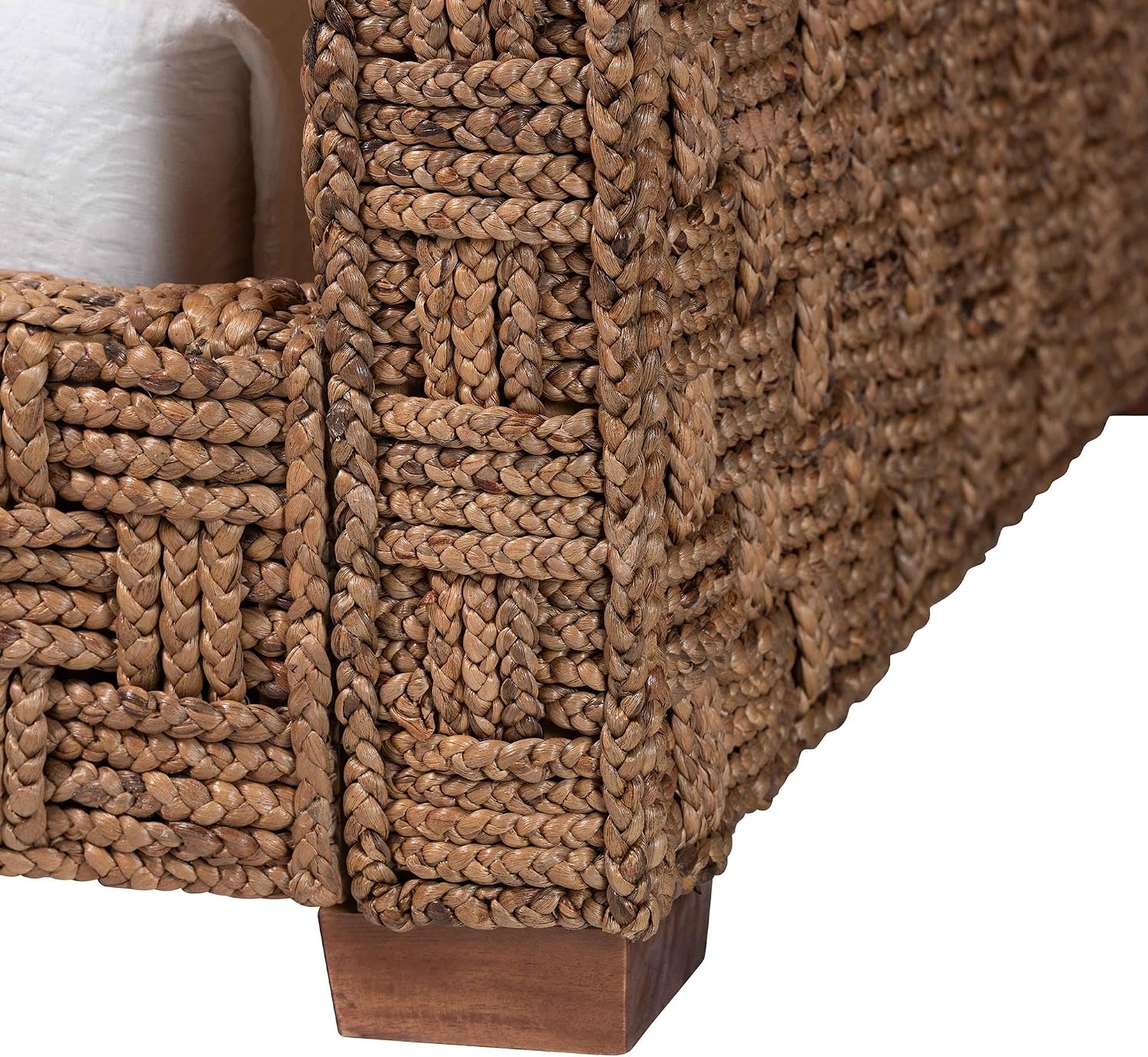 Bali & pari Rhinos Handwoven Seagrass Daybed– Handcrafted Natural Wicker Frame, Twin Size, Coastal Boho Style Indoor Lounge Sofa for Bedroom or Sunroom, Mattress Not Included