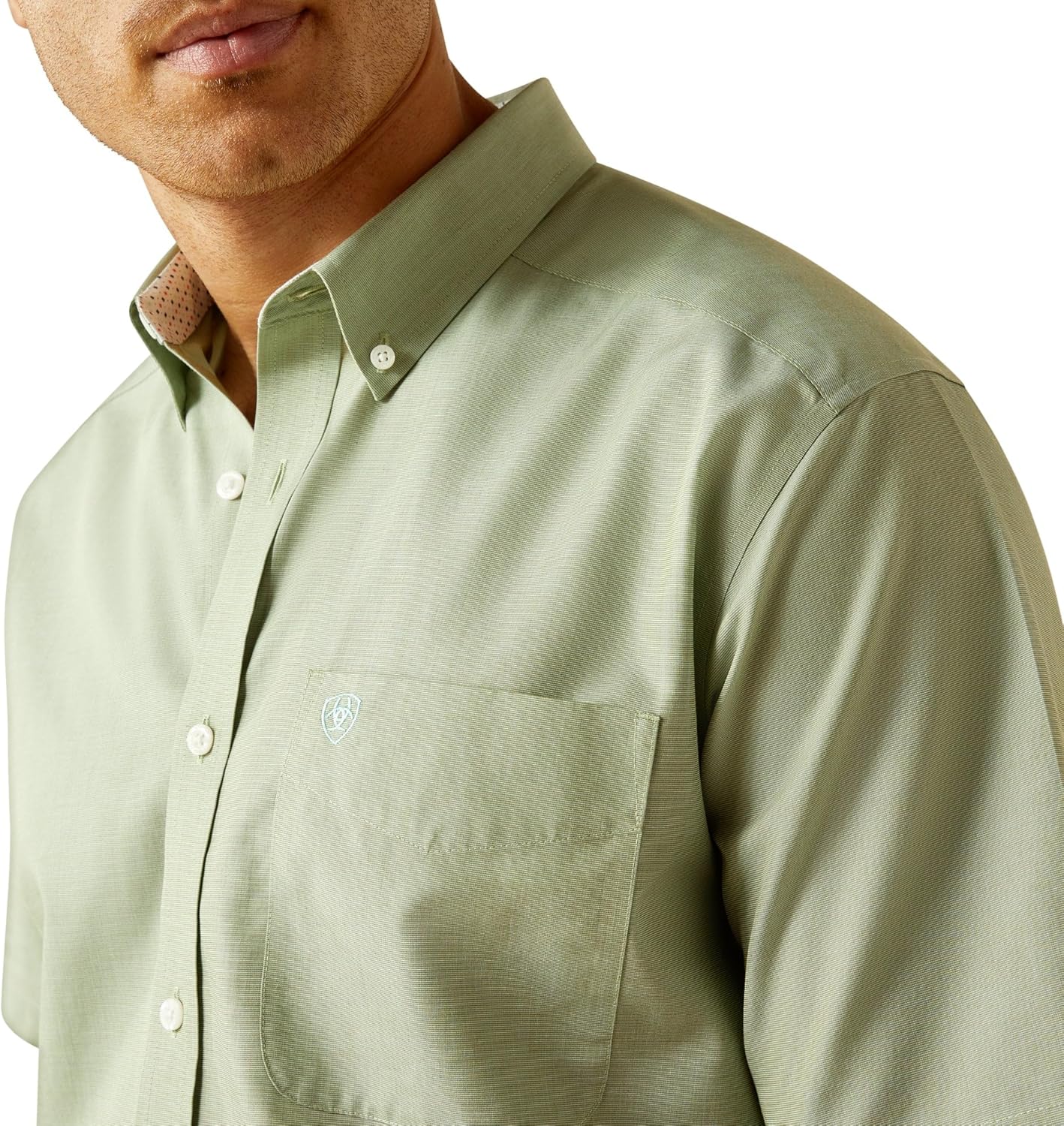 Ariat Mens Wrinkle Free Solid Classic Fit Shirt - Image 3