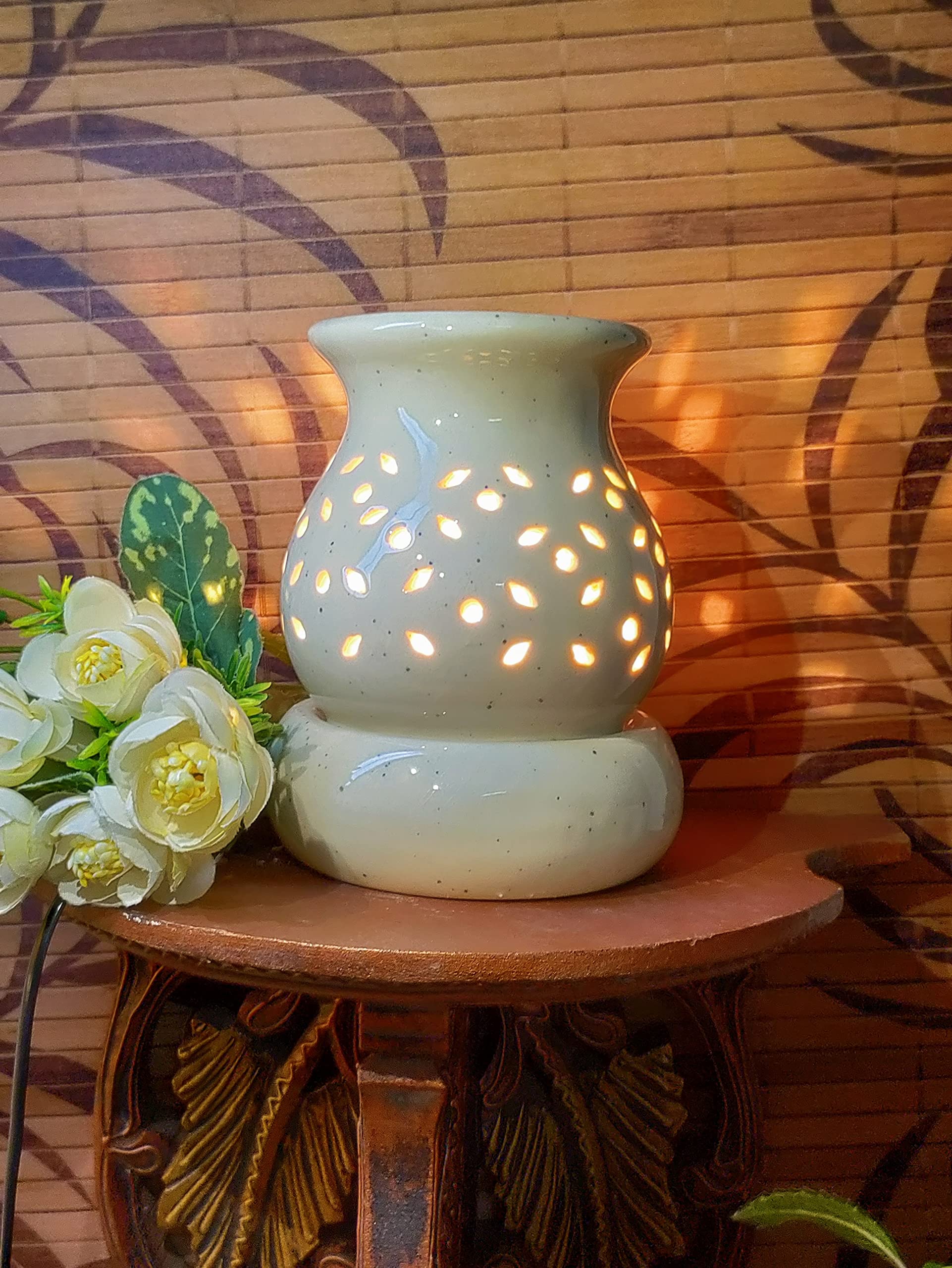 NIYARA Ceramic Electric Aroma Diffuser with 10 ML Aroma Oil Size:Large (Seemless) (B0C1GDXG4M) Amazon Price History, Amazon Price Tracker
