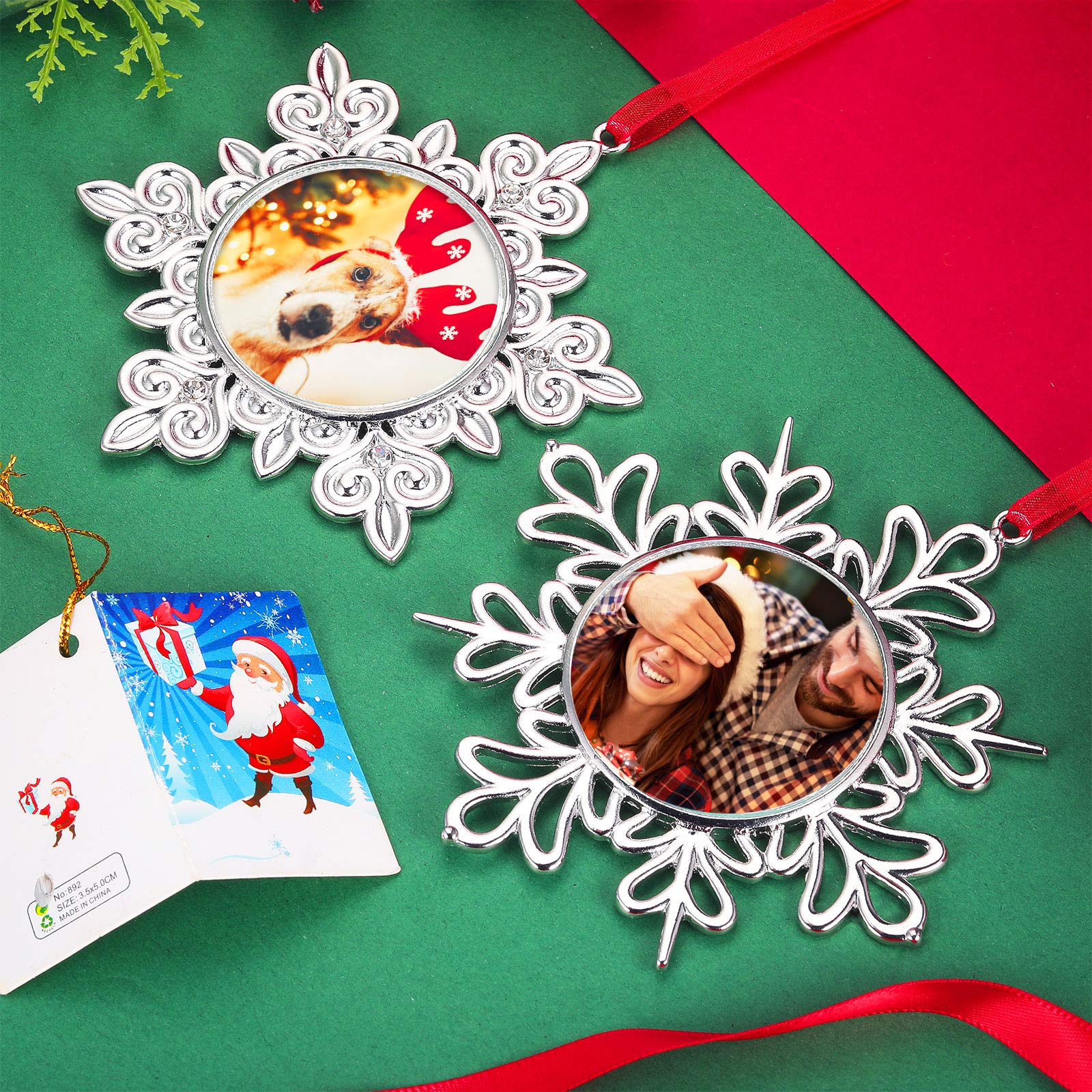4 Pieces Christmas Snowflake Photo Frames Metal Christmas Tree Hanging Ornament Christmas Snowflake Hanging Pictures Frames Xmas Snowflake Pendant Photo Frame for Xmas Home Decor