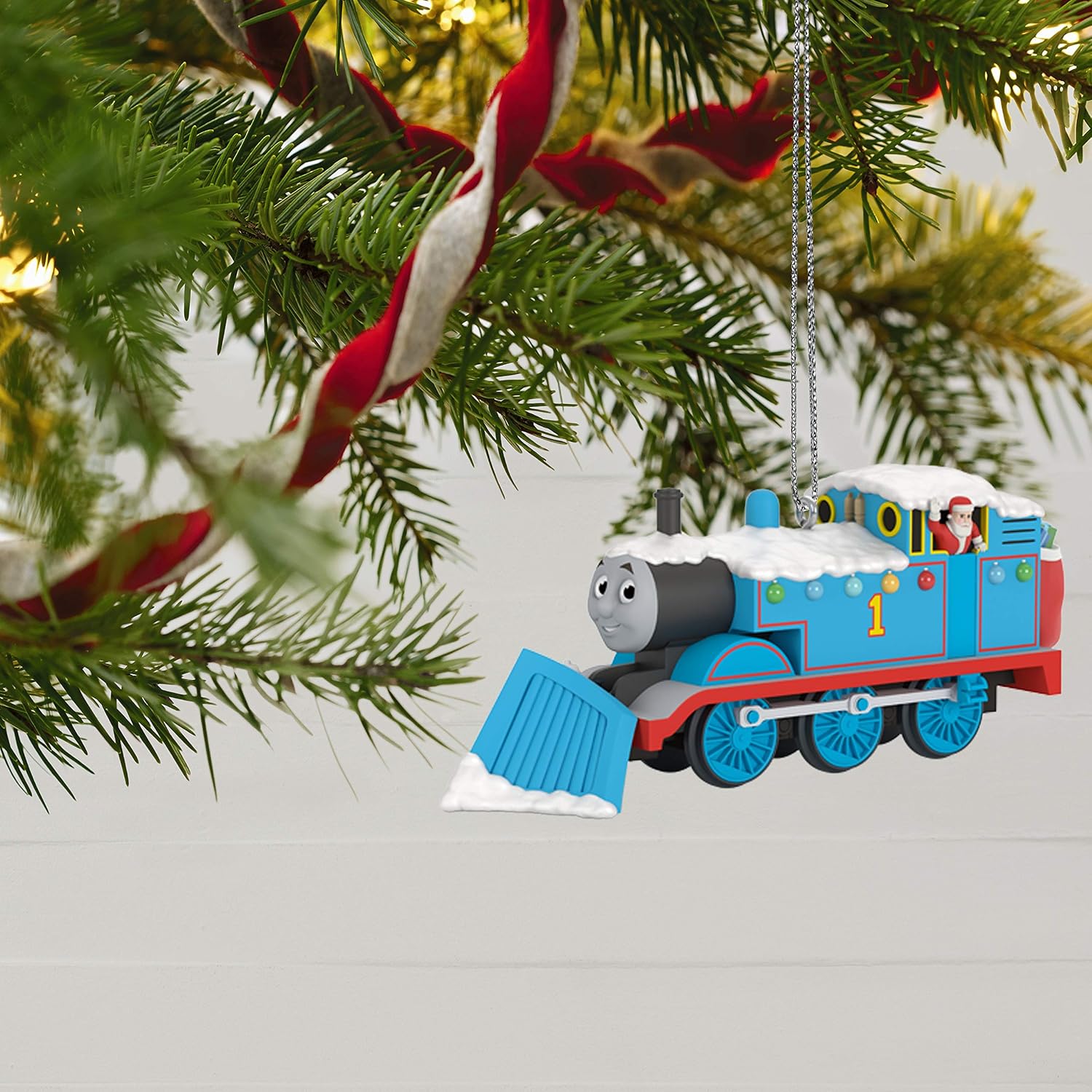Hallmark Keepsake Christmas Ornament 2020, Thomas the Tank Engine Santa's Helper (1799QXI2634)