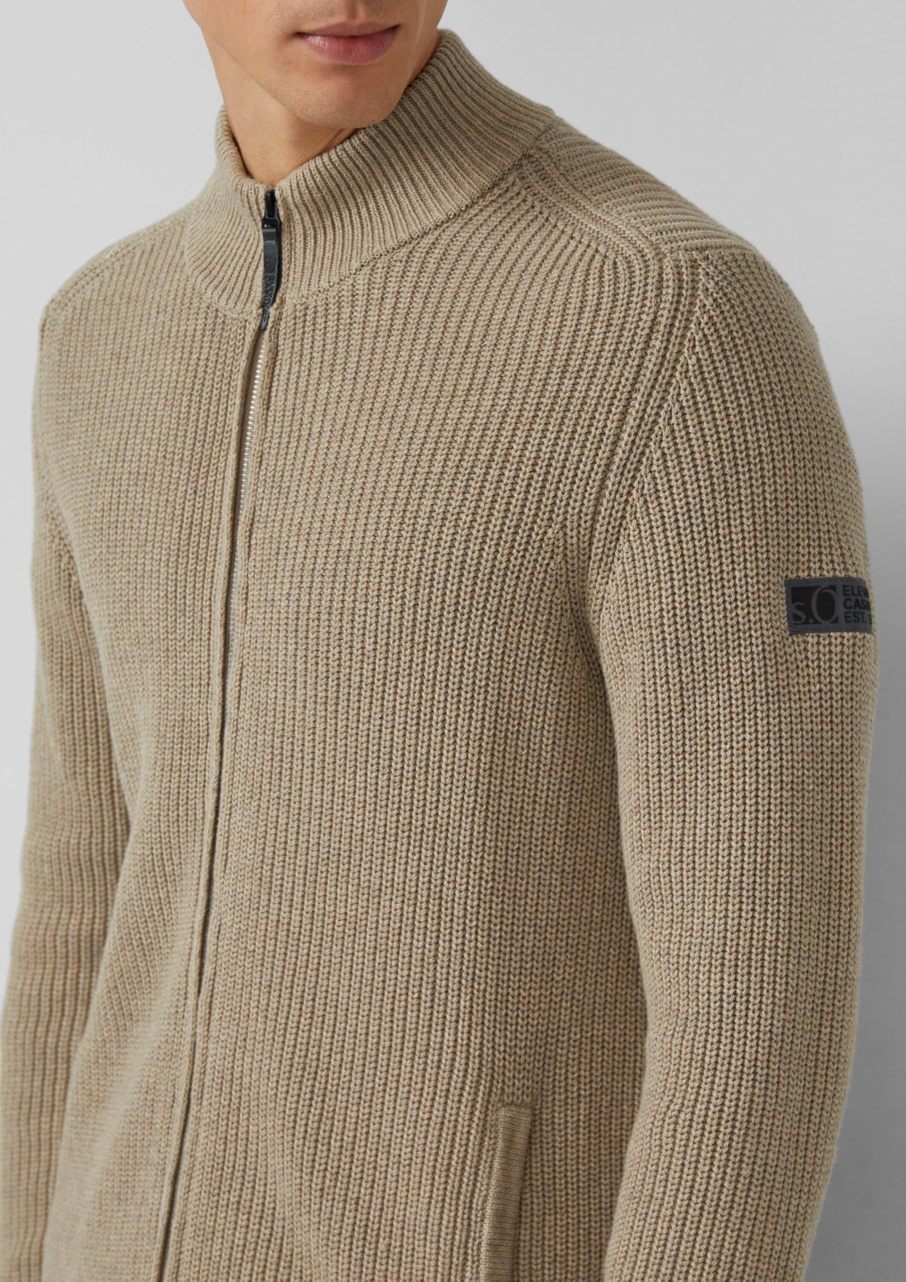 s.Oliver Struktur-Strickjacke mit Eingrifftaschen und Reißverschluss