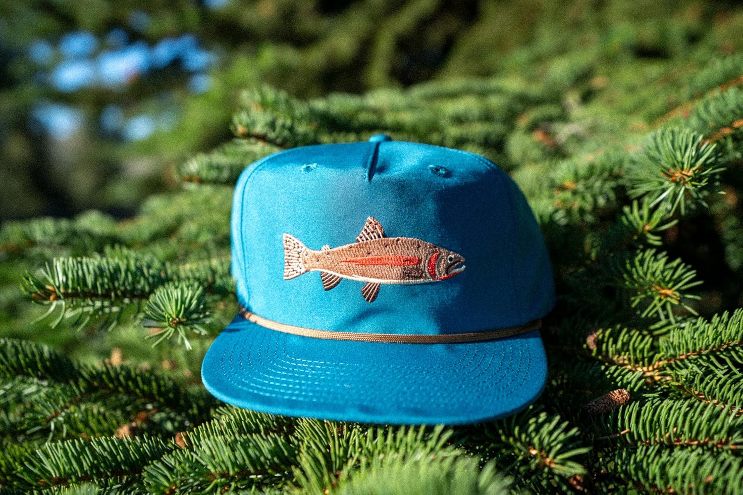 Snapback Adjustable Fishing Hat – Lightweight Polyester Rope Trucker Hat with Embroidered Trout for Outdoor & Sports