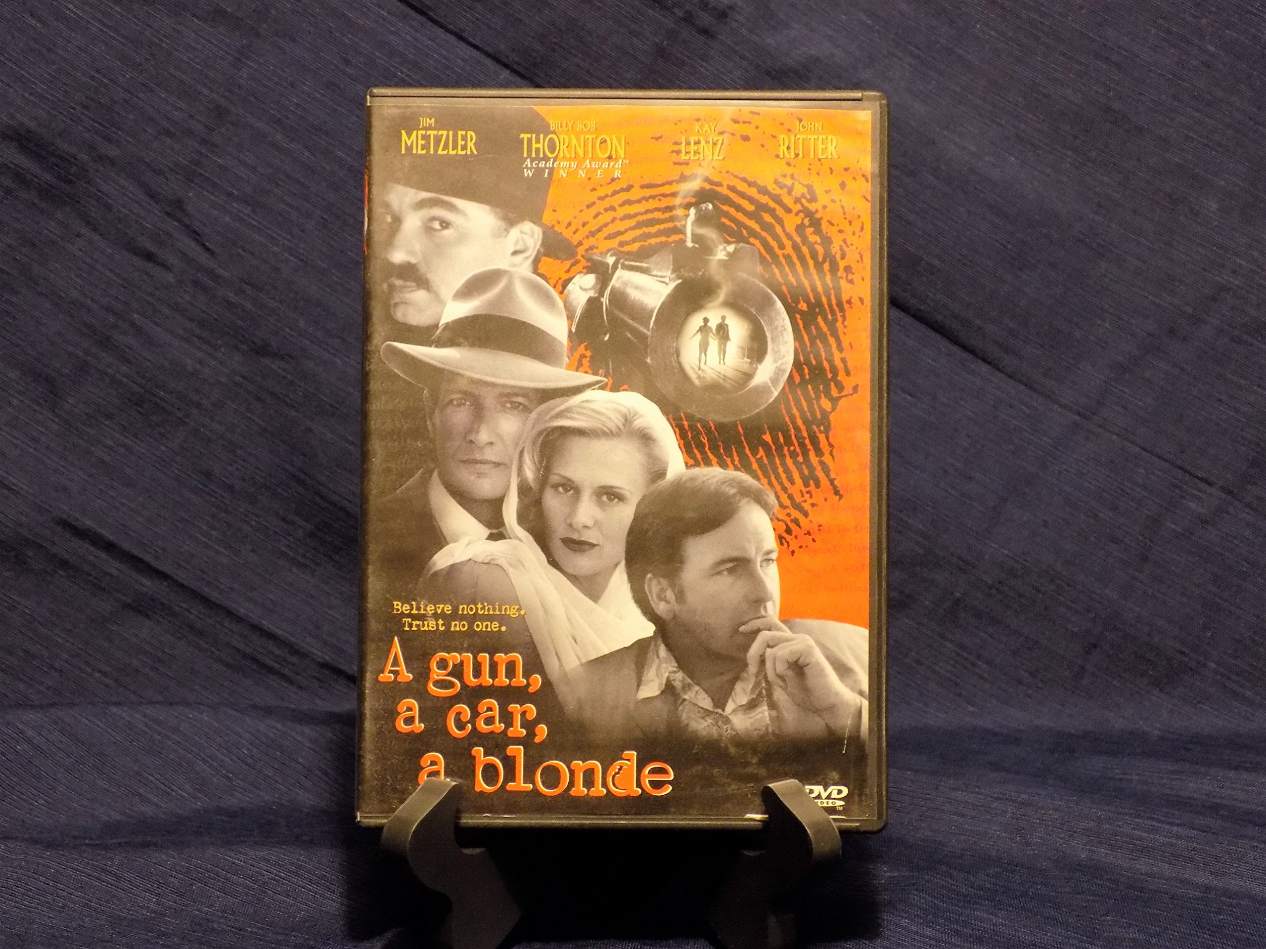 A Gun, a Car, a Blonde [DVD]
