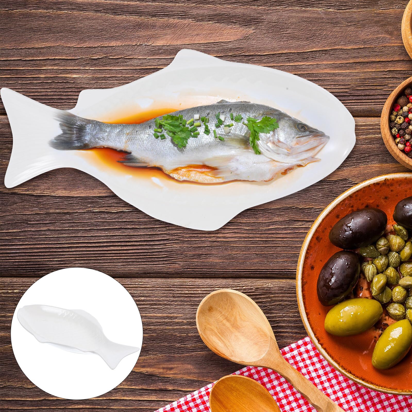 BESPORTBLE Plato de Cerámica para Pescado Diseño Único en Forma de Pez, Bandeja Ligera y Multifuncional Adecuado para Servir Mariscos y Aperitivos en Casa