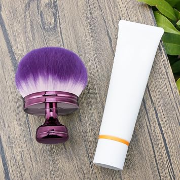 BABYSHEEP Extra Large Blend & Blur Brush for Body Makeup, Self Tanning, Leg Makeup & Bronzer Applicator, 7.6cm Wide Round Head Kabuki Brush With Bag With Co | for Self Tanner,Leg Makeup & Bronzer Self Tan Applicator, Kabuki Brush For Lotion Application with Drawstring Bag