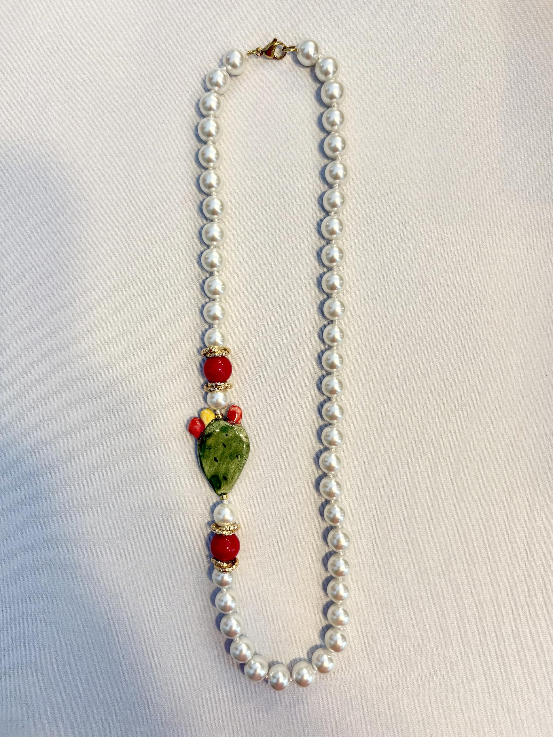 Collana di perle con Fico d'India