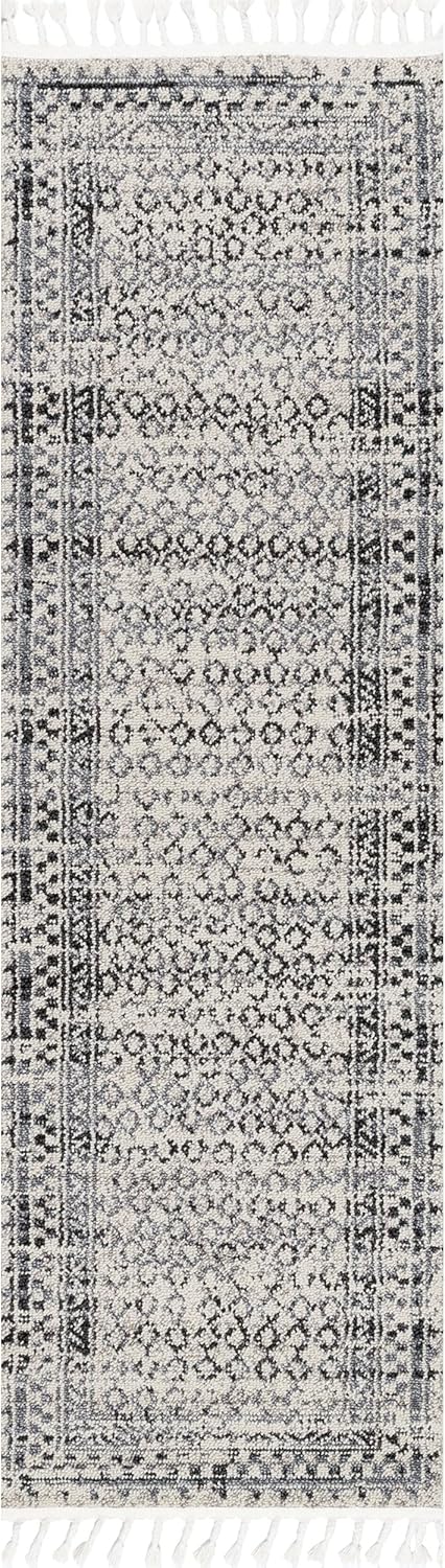 nuLOOM Claudia Diamond Tassel Runner Rug, 2' 6" x 10', Ivory