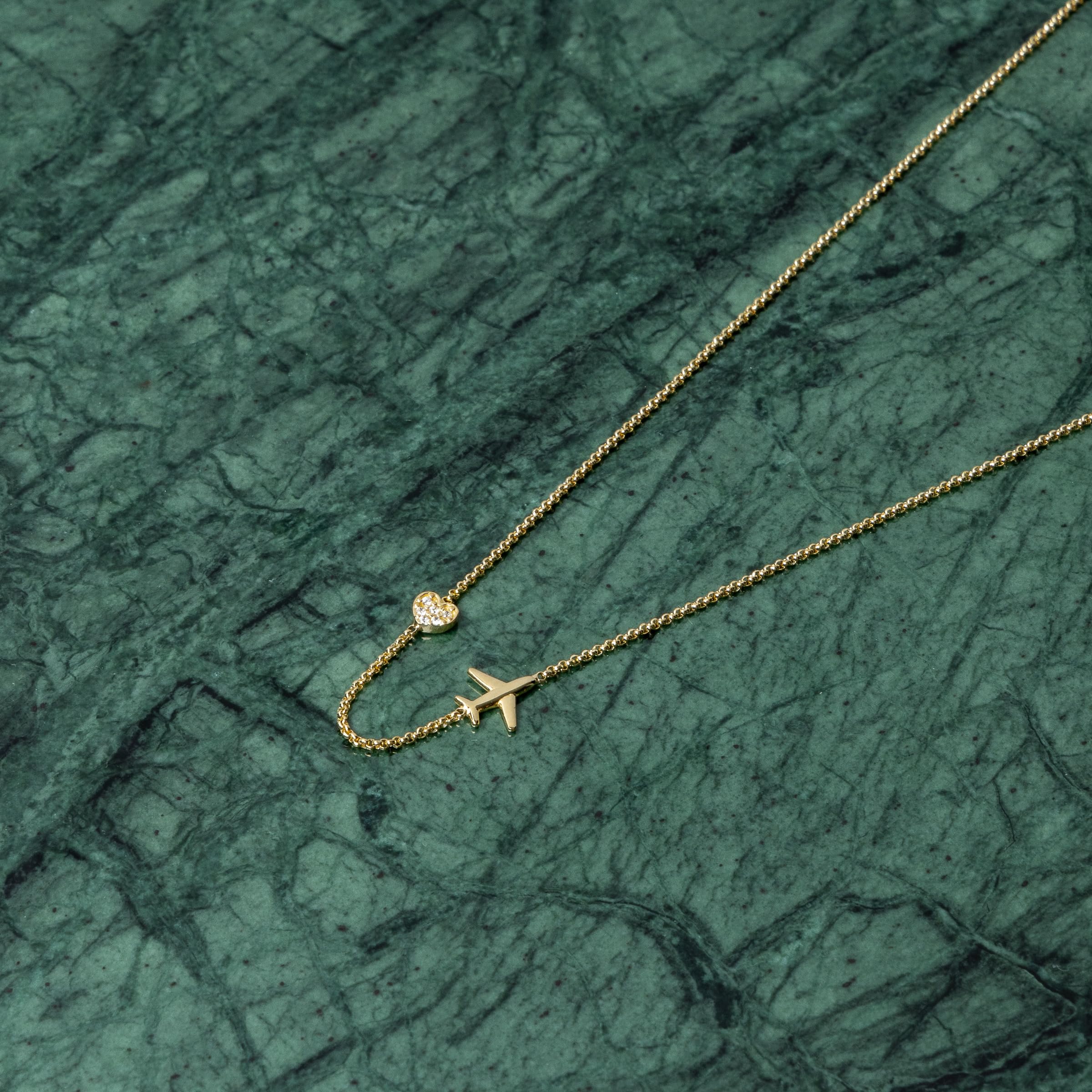 Collier d'Avion en Argent 925 et Zircons - Pendentif Avion avec Zircons sur les Ailes - Idée Cadeau pour une Femme ou une Fille qui voyage - Modèle New York