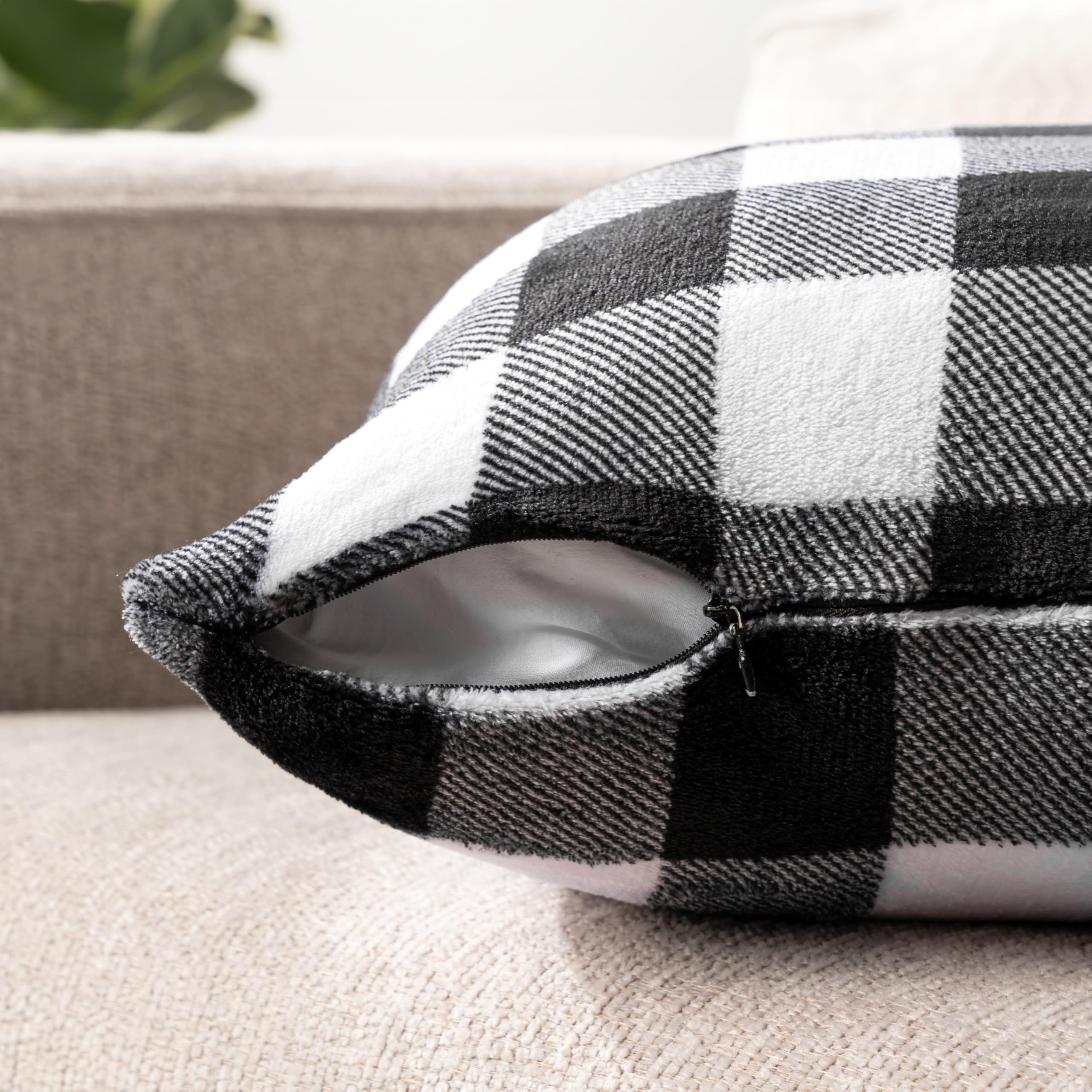 PAVILIA Juego de 2 fundas de almohada a cuadros de 18 x 18 pulgadas, fundas de almohada decorativas para cama, sofá, sofá, decoración estética bohemia para dormitorio, sala de estar, fundas de
