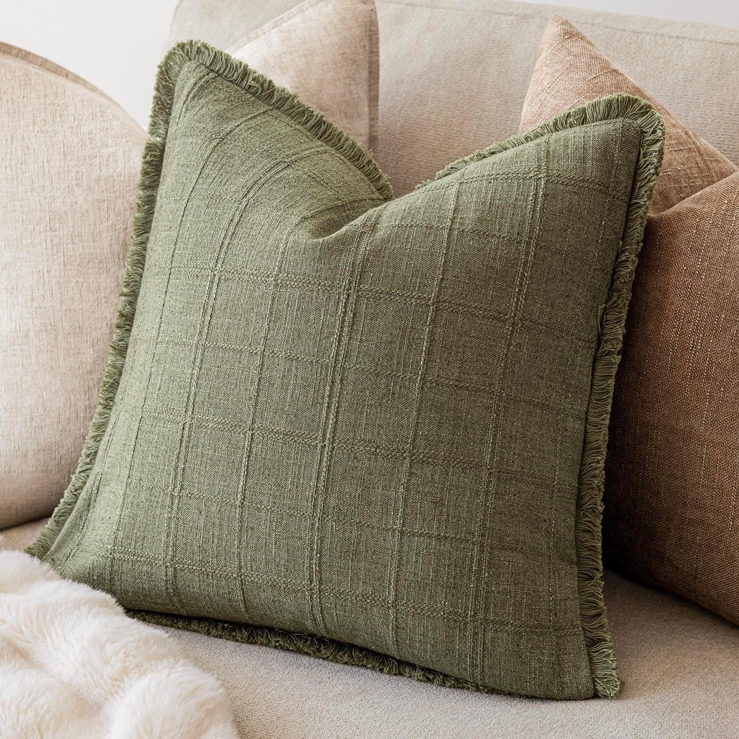 Foindtower Set of 2 Decorative Linen Check Fringe Throw Pillow Covers Farmhouse Vintage Cushion Covers Modern Boho Home Decor for Sofa Chair Couch Bedroom Living Room,22×22 Inch,Sage Green