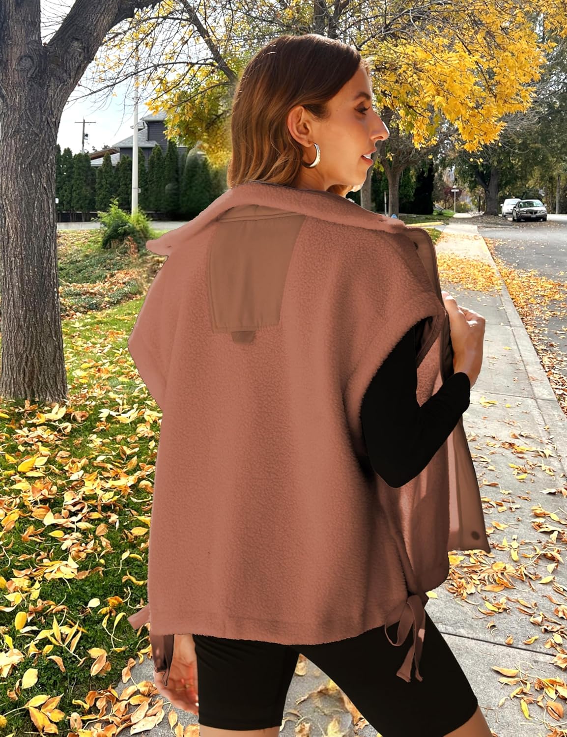 Sherpa Jacket for Women Casual Fleece Vest Oversized Sleeveless Outwear Warm Button Down Gilet with Pockets - Image 3