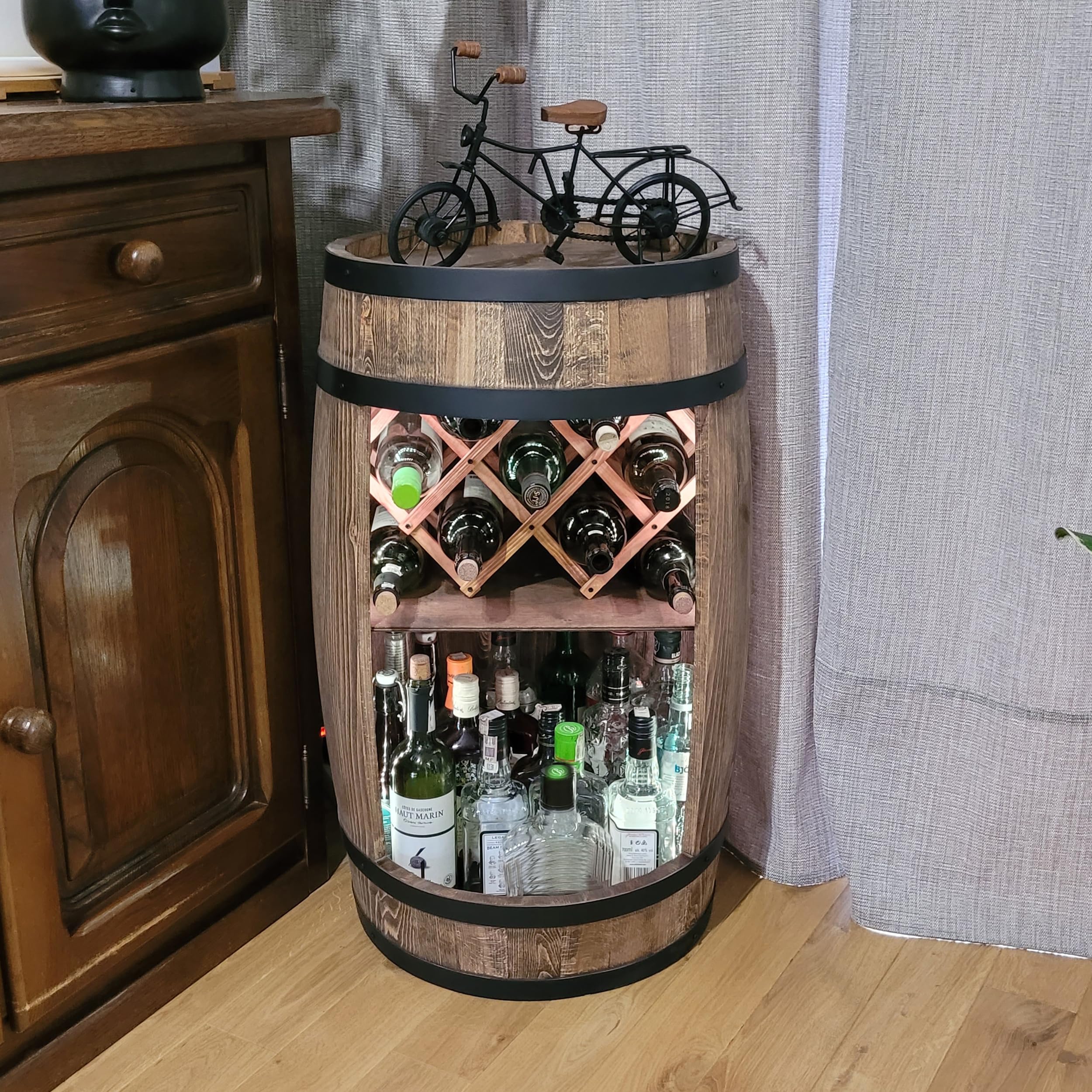WEECO Tonneau Bar en Bois avec Éclairage LED RGB – Casier à Vin avec 2 Étagères et Porte-Bouteilles – Bar Meuble Rustique – 80x50cm – Marron Foncé