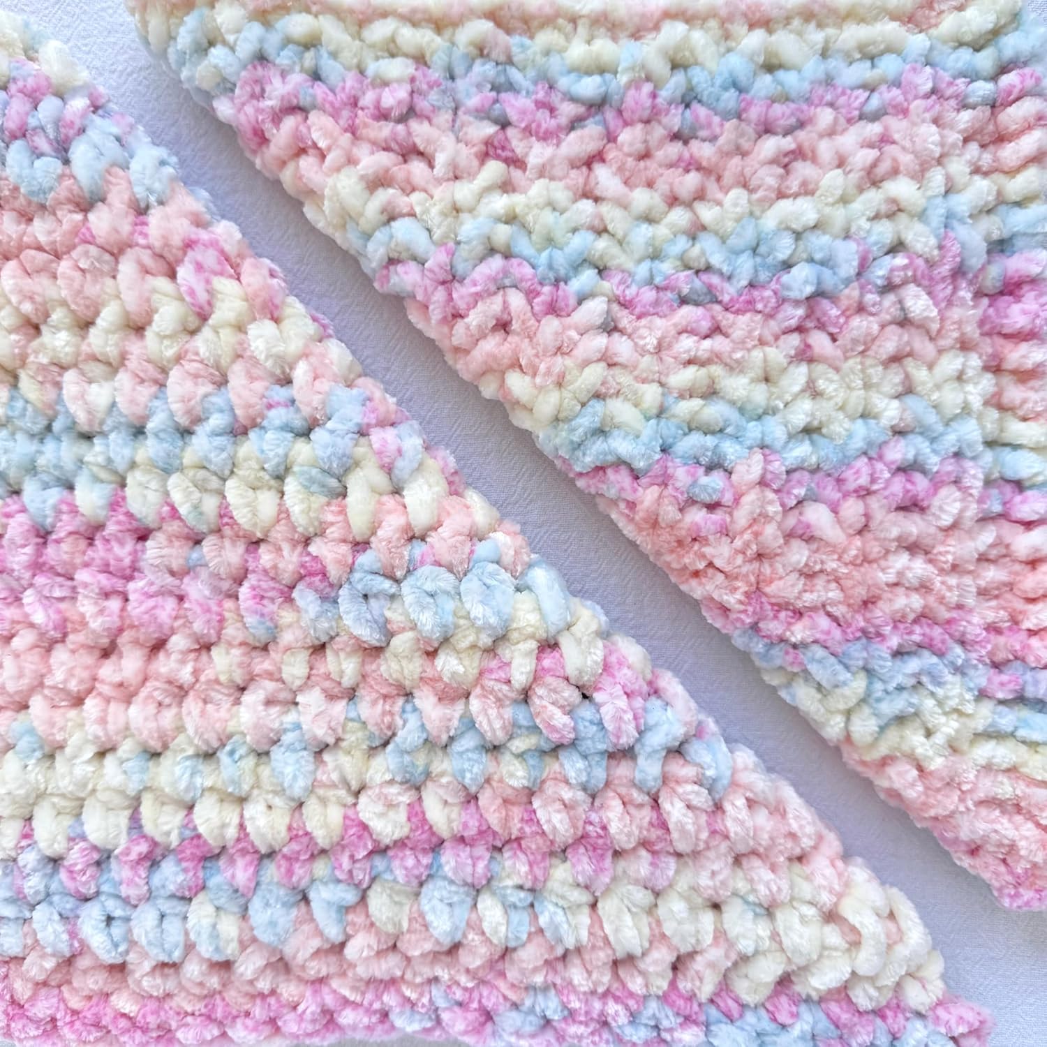 Chenillique XL Plush Chenille Yarn – 4-Pack (352 Yards / 400 g) – Variegated Super Bulky Yarn for Plushies, Blankets, Amigurumi & Accessories - Pastel Dreams
