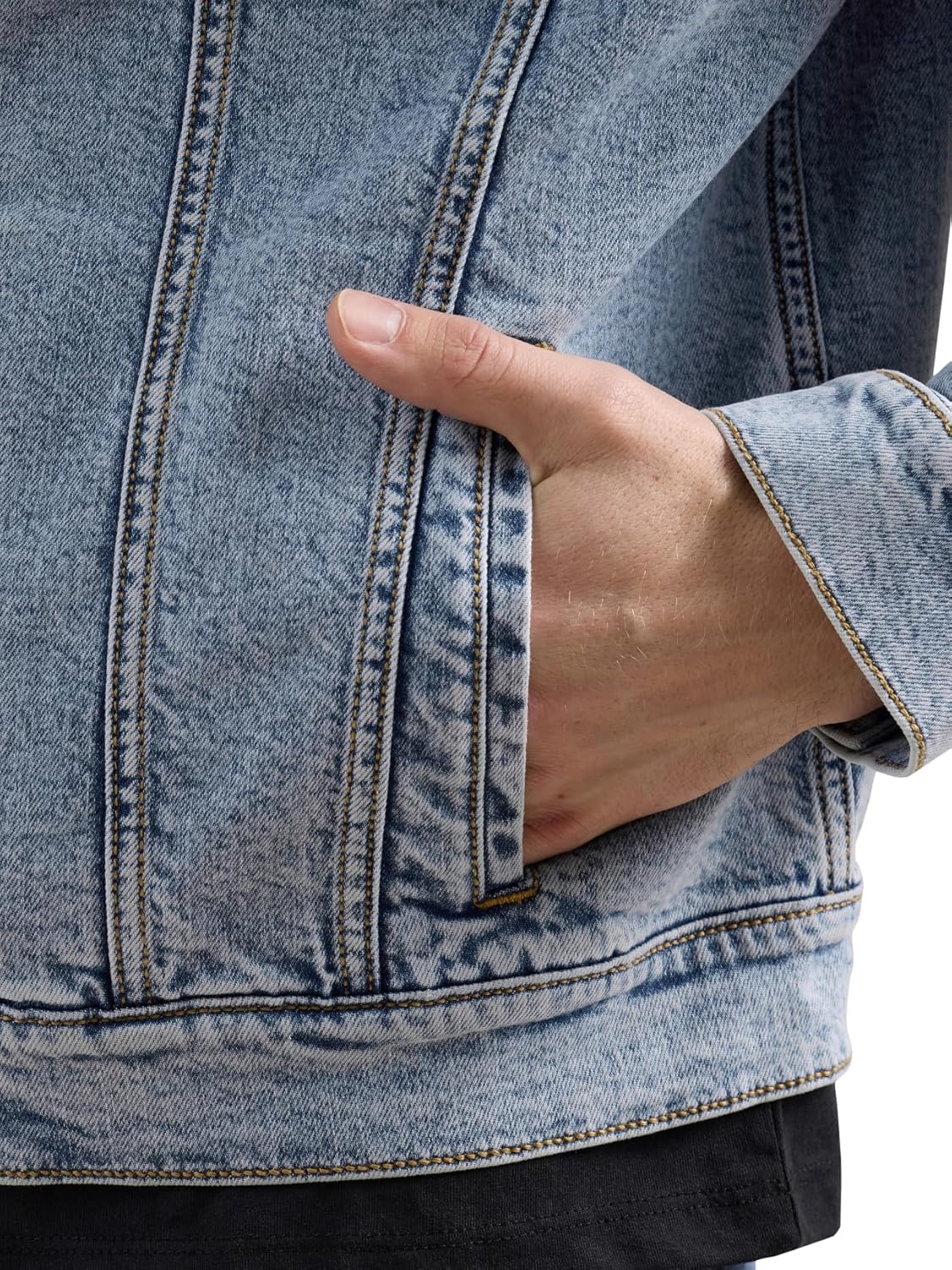 Rock & Republic Men's Banks Boxy Cropped Denim Jacket