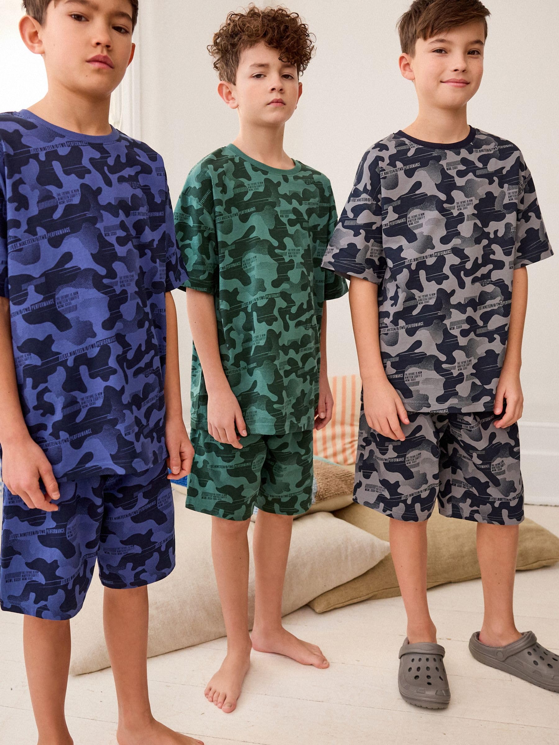 NEXT Niños Pack de 3 Pijamas con Pantalones Cortos 100% algodón