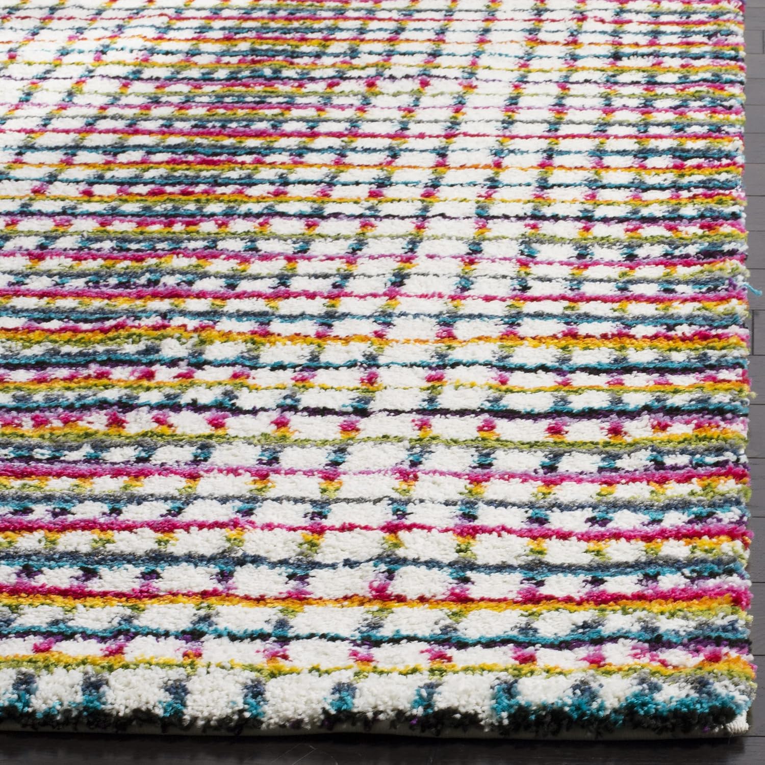 SAFAVIEH Fiesta Shag Collection Runner Rug - 2'3" x 8', Cream & Multi, Modern Design, Non-Shedding & Easy Care, 0.5-inch Thick Ideal for High Traffic Areas in Living Room, Bedroom (FSG362A)
