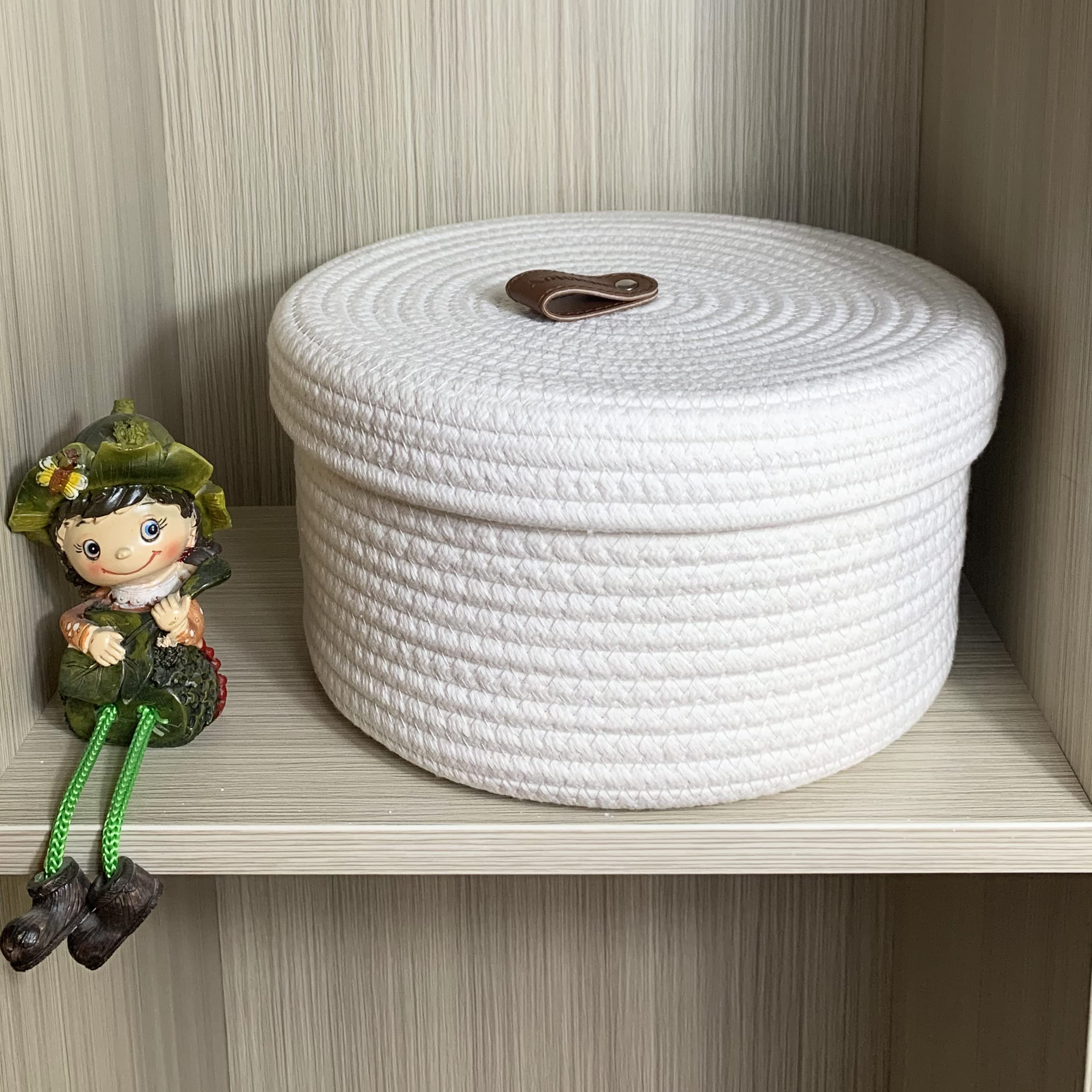 2 cestas redondas de almacenamiento de cuerda de algodón con tapa, cestas decorativas tejidas con tapa, diseño de mango de piel, cesta redonda con tapa (25 x 14 cm/21 x 12.5 cm)