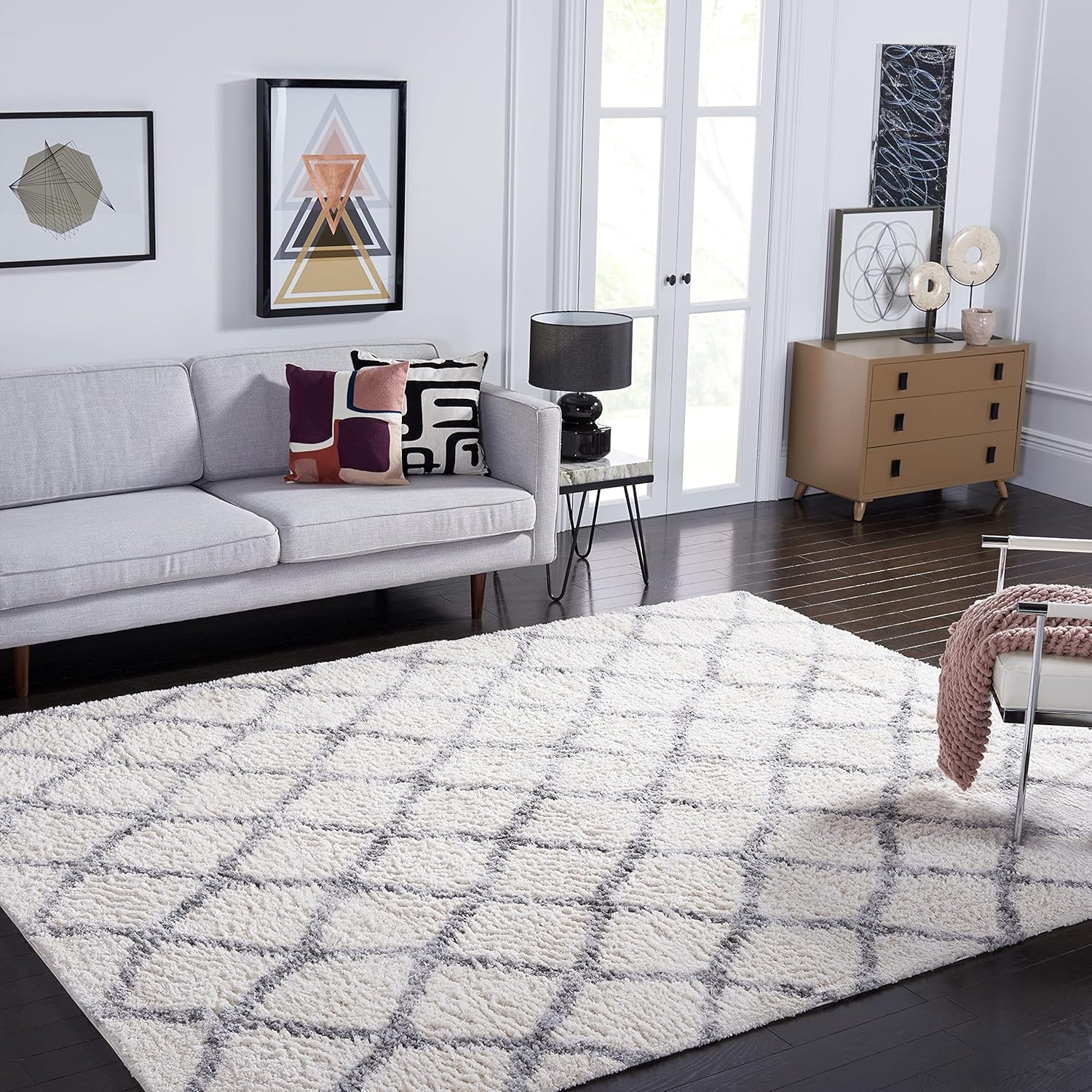 SAFAVIEH Berber Shag Collection Area Rug - 3'3" Square, Cream & Grey, Moroccan Design, Non-Shedding & Easy Care, 1.2-inch Thick Ideal for High Traffic Areas in Living Room, Bedroom (BER215A)