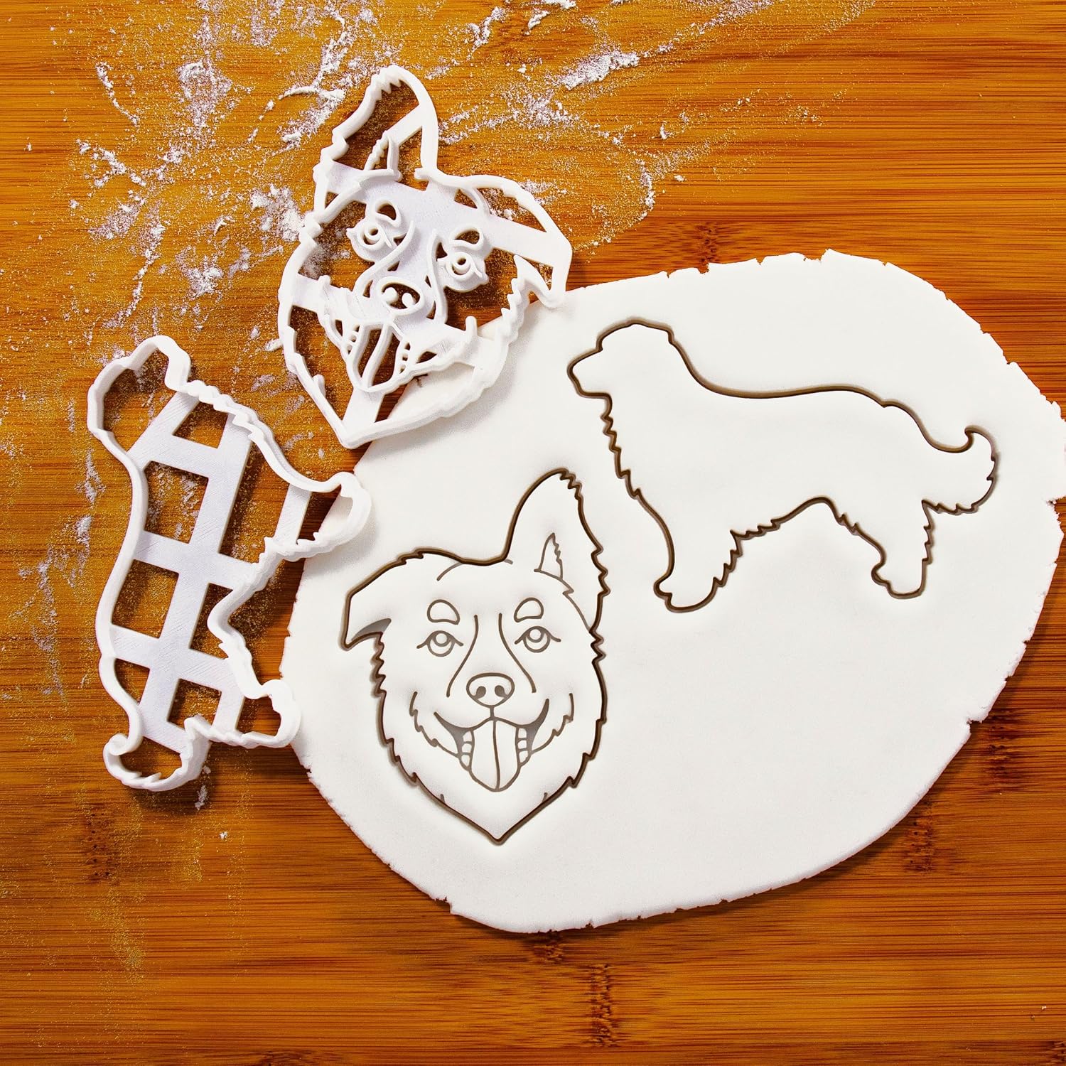 Set of 2 Australian Shepherd cookie cutters, 2 pieces - Bakerlogy