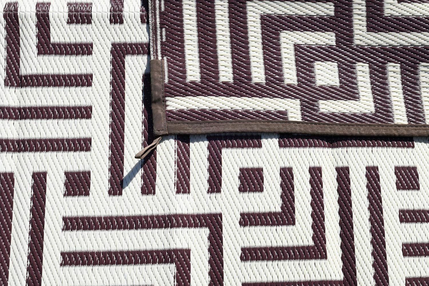 Stylish Camping 278107 8-feet by 10-feet Reversible Mat, Plastic Straw Rug, Large Floor Mat for Outdoors, RV, Patio, Backyard, Picnic, Beach, Camping - Geometric Mat (Brown/Beige)