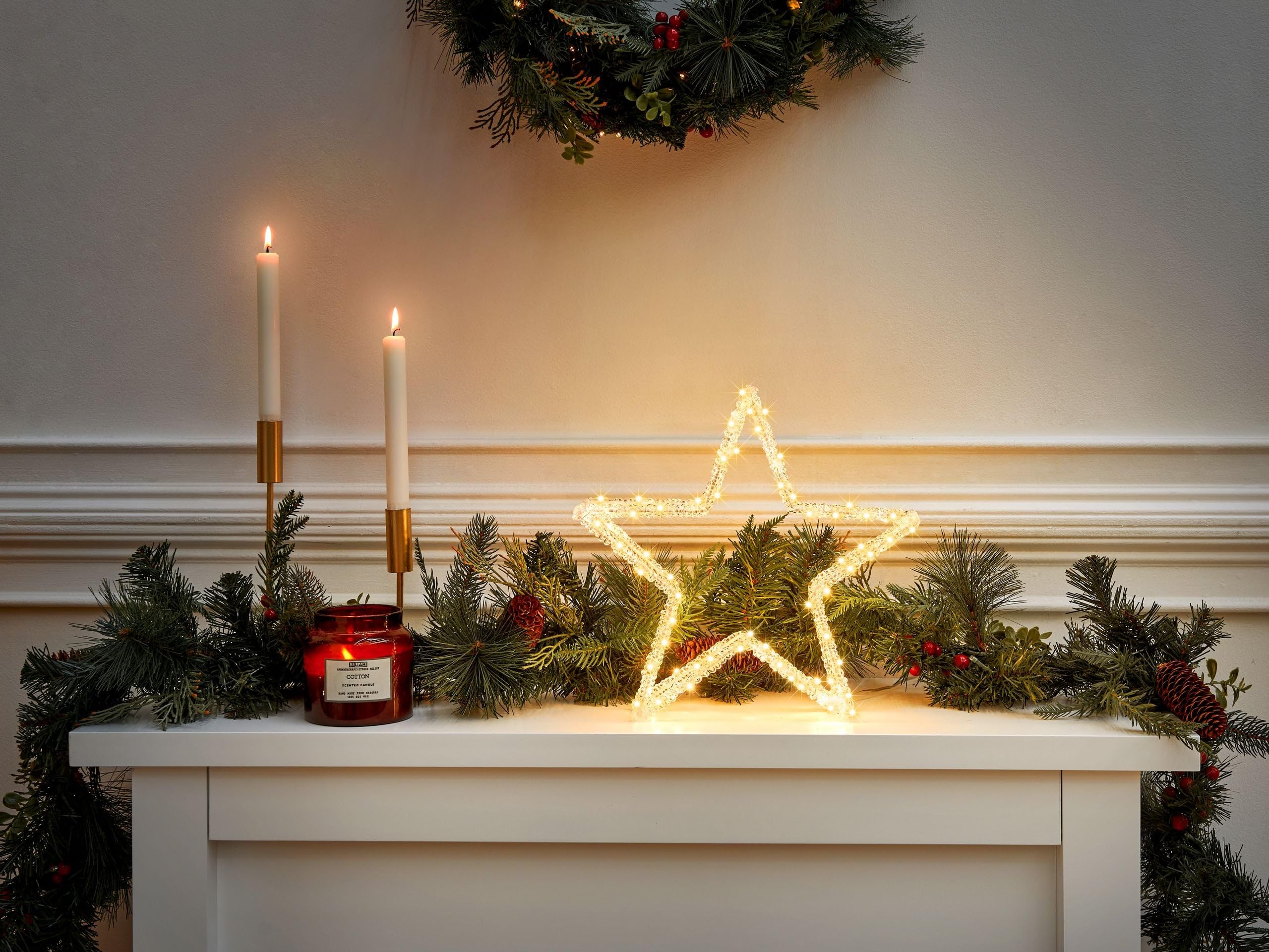 Beliani Out- & Indoor Weihnachtsbeleuchtung LED Acryl Sternform weiß mit Kabel Simo