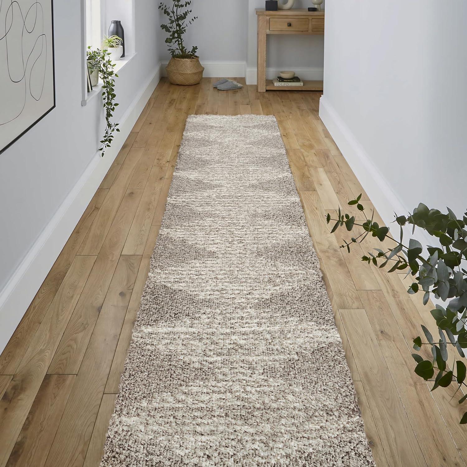 JONATHAN Y Elm Diamond Stripe Shag Gray/Ivory Runner Rug, 2x8, Geometric, Bohemian, Contemporary, Easy-Cleaning for Living Room, Bedroom, Kitchen, Pet Friendly, Non-Shedding (MOH408B-28)