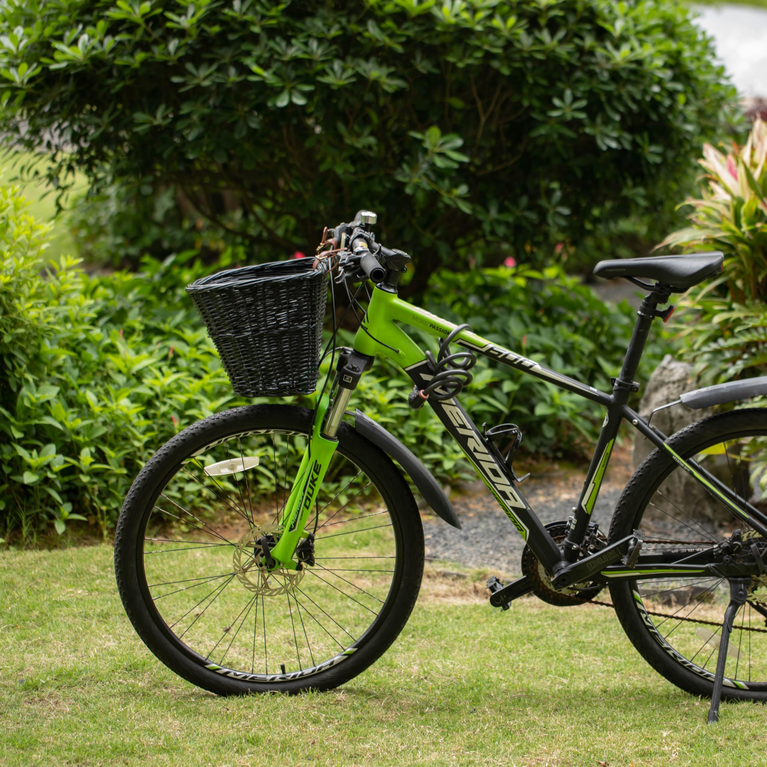 Amazon.com : Wicker Front Cargo Bike Basket - Perfect for Riders 