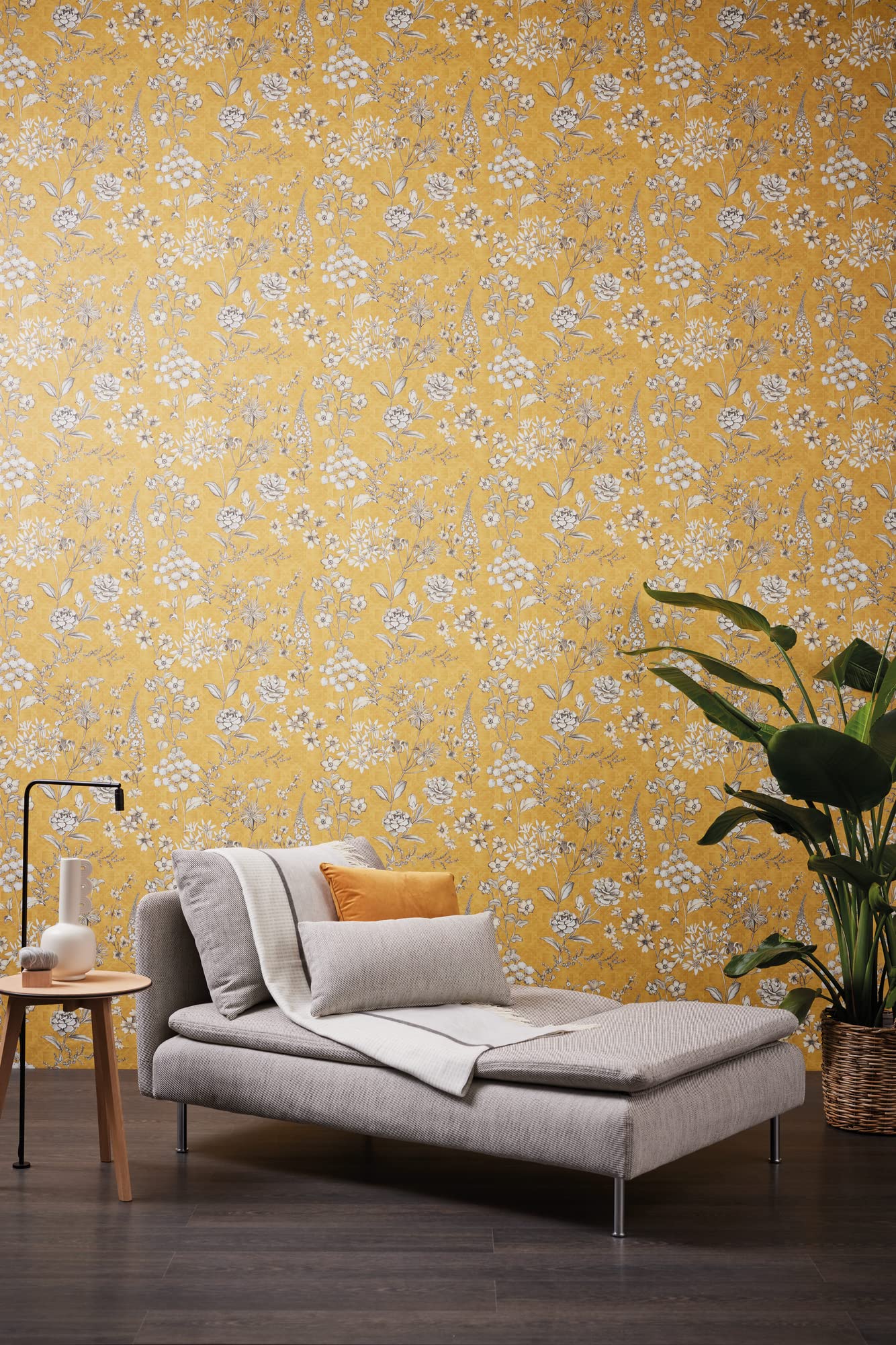 Livingwalls Travel Styles Non-Woven Wallpaper, Floral Wallpaper in Yellow and White - Image 4